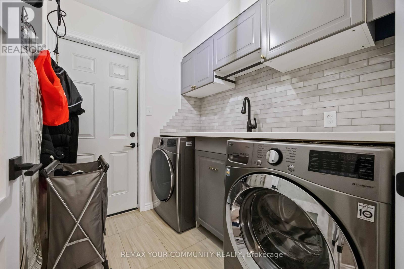 140 Heathwood Heights Drive, Aurora, Ontario  L4G 4W2 - Photo 21 - N12737572