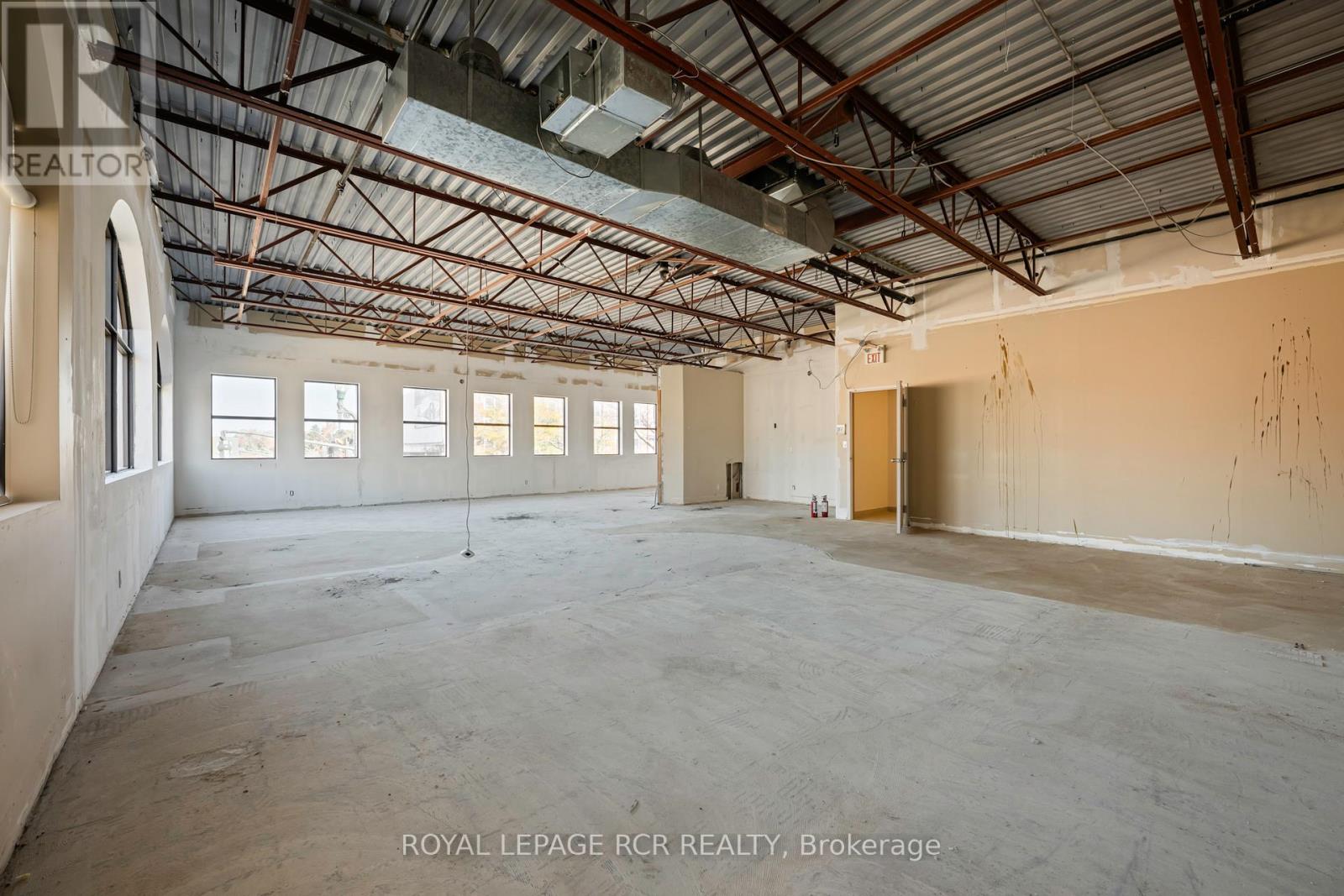 201, 205 - 190 Broadway, Orangeville, Ontario  L9W 1K3 - Photo 16 - W12452684