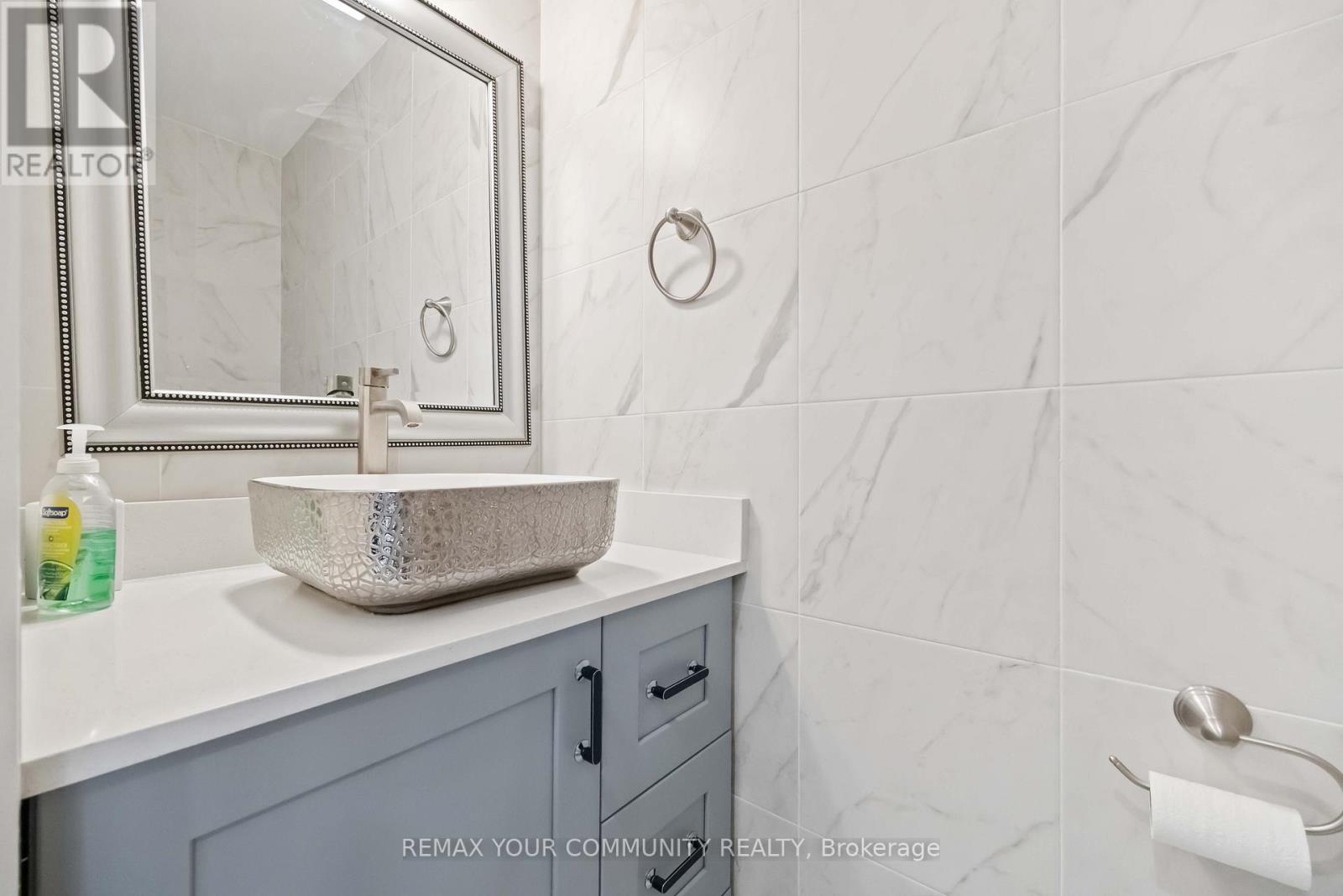 140 Heathwood Heights Drive, Aurora, Ontario  L4G 4W2 - Photo 20 - N12737572