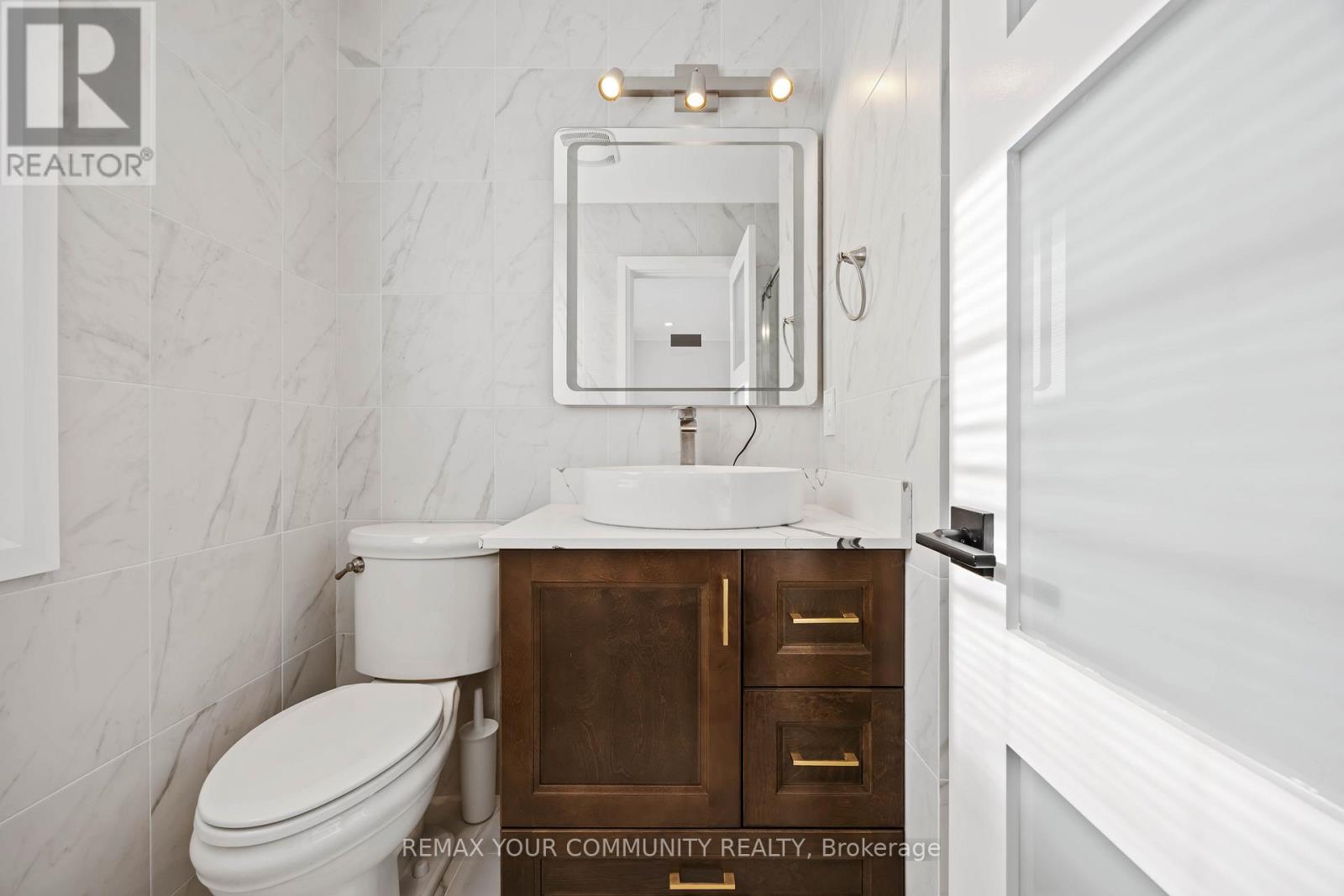 140 Heathwood Heights Drive, Aurora, Ontario  L4G 4W2 - Photo 29 - N12737572