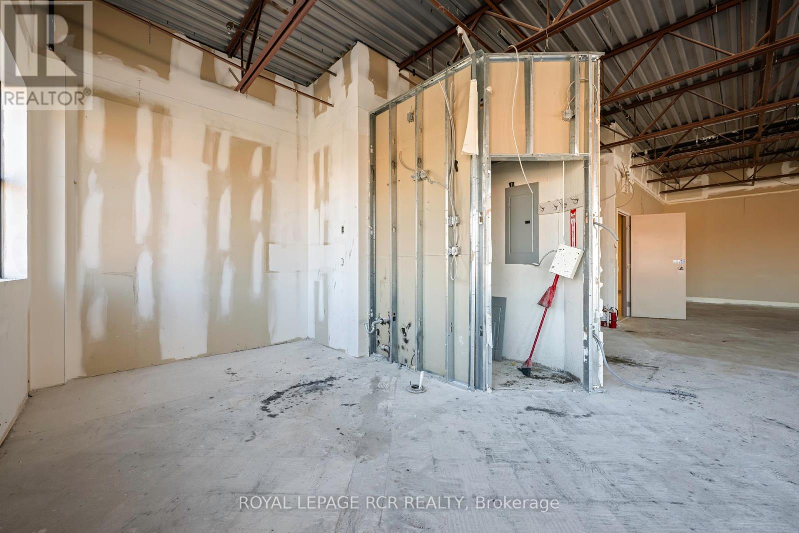 201, 205 - 190 Broadway, Orangeville, Ontario  L9W 1K3 - Photo 19 - W12452684