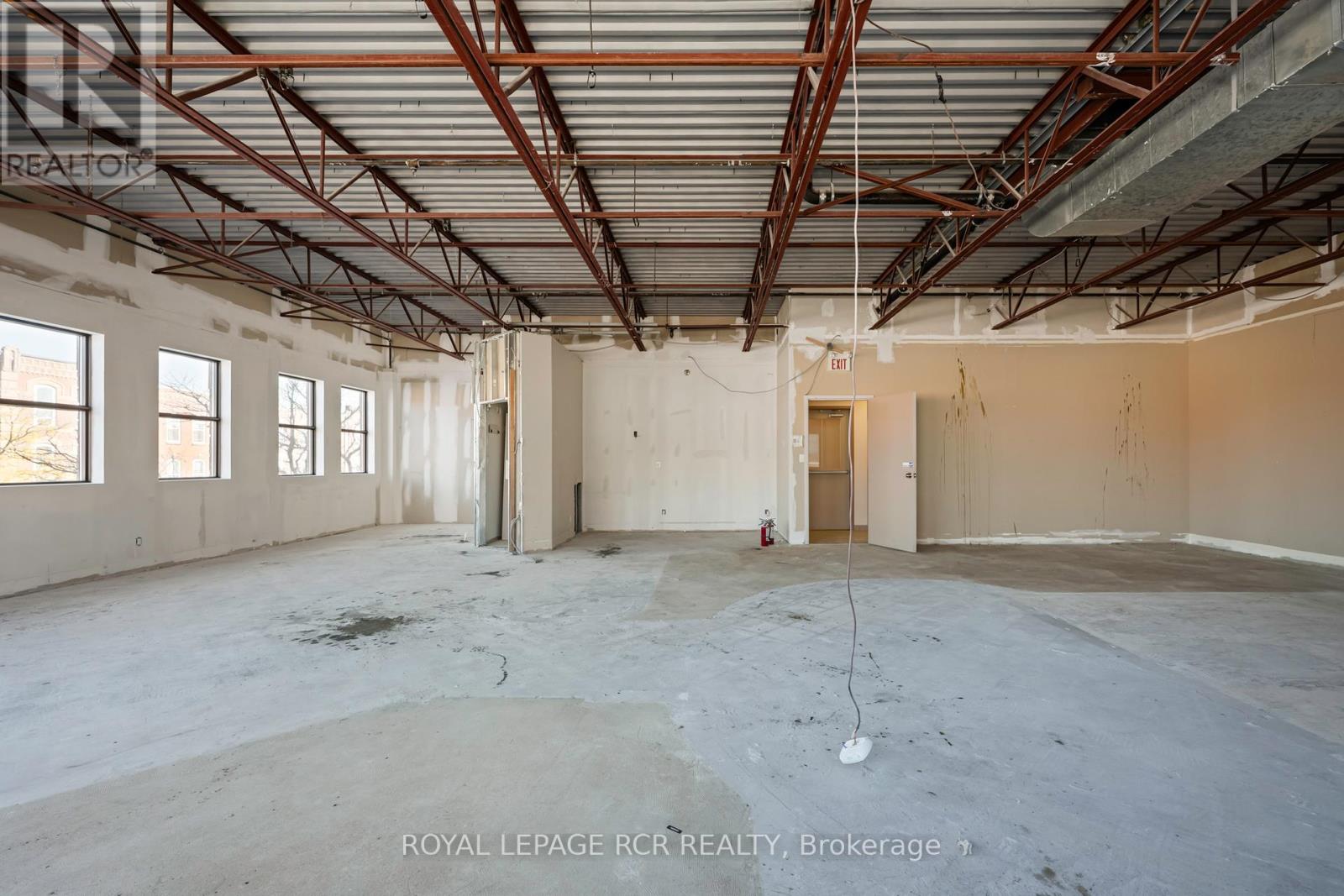 201, 205 - 190 Broadway, Orangeville, Ontario  L9W 1K3 - Photo 17 - W12452684