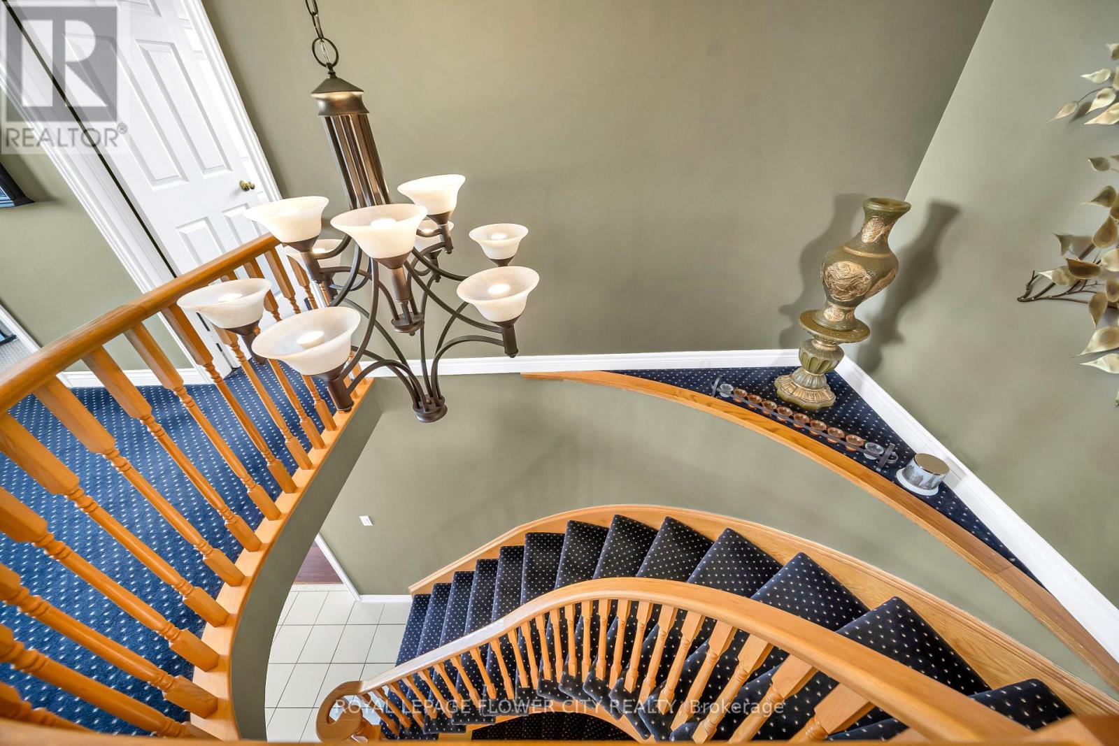 1340 Whitewater Lane, Mississauga, Ontario  L5V 1L8 - Photo 21 - W12737702