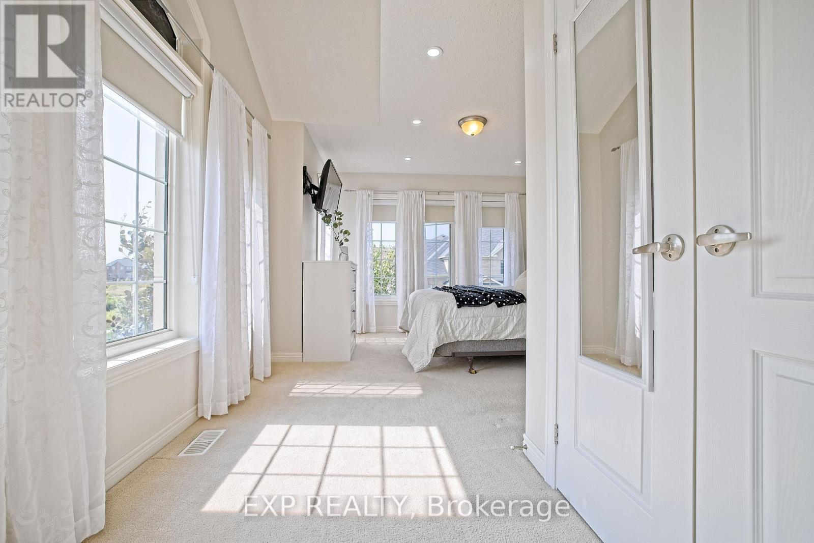 520 Dougall Avenue E, Caledon, Ontario  L7C 3Y8 - Photo 41 - W12739540