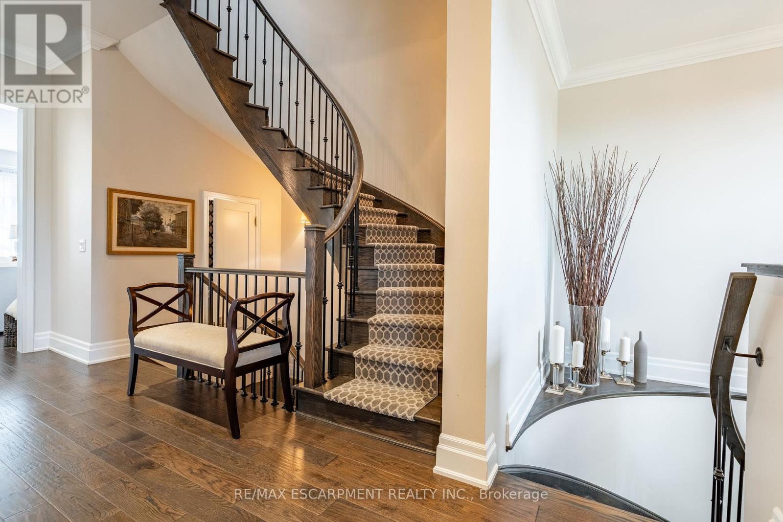 190 Dorval Drive, Oakville, Ontario  L6K 0H3 - Photo 11 - W12739554