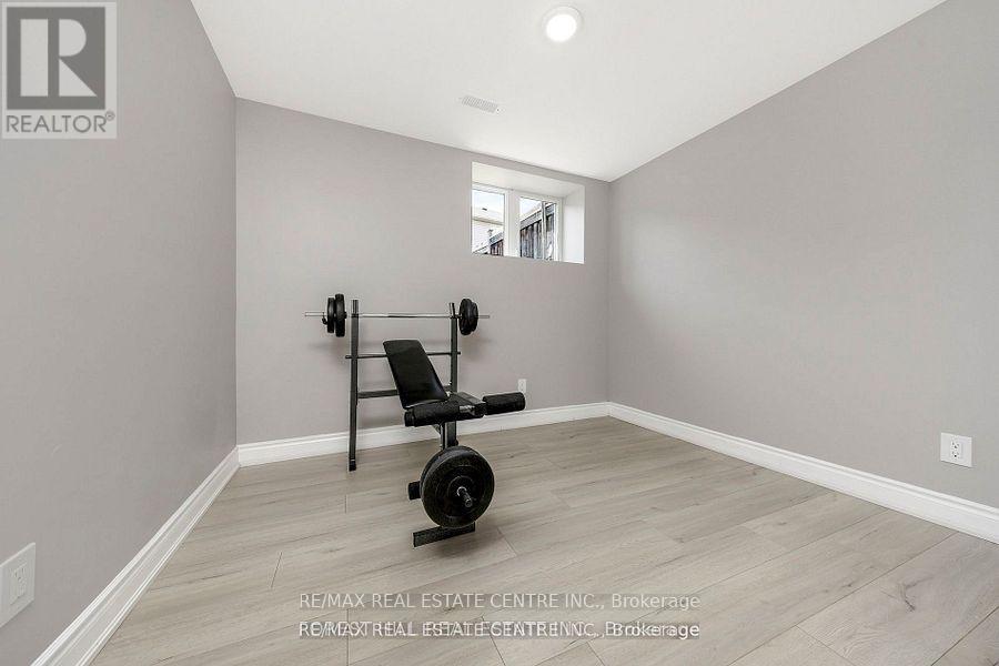 928 Dice Way, Milton, Ontario  L9T 8C9 - Photo 7 - W12739564