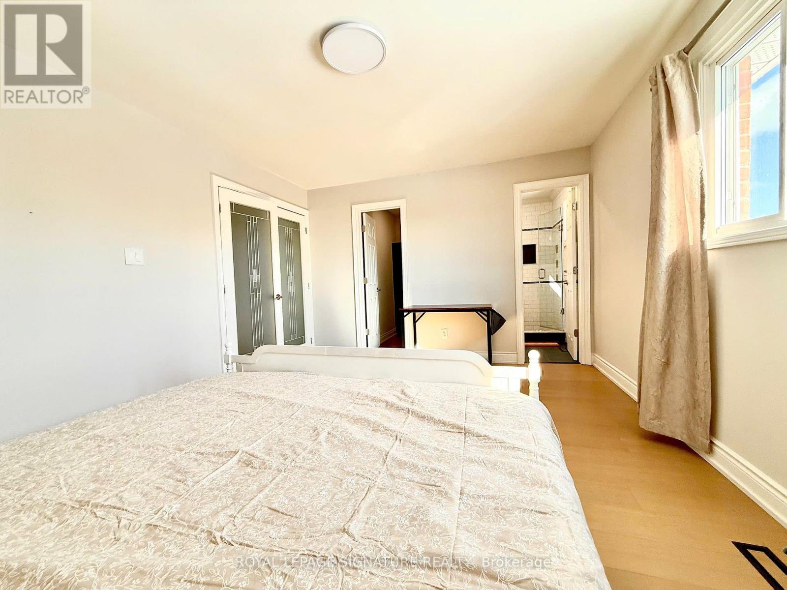 Room - 462 Luzon Crescent, Mississauga, Ontario  L5B 3W9 - Photo 10 - W12739594