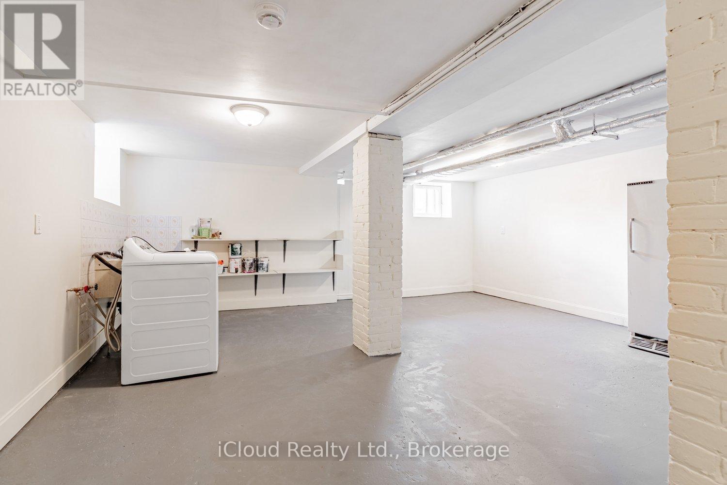 74 Glendale Avenue, Toronto, Ontario  M6R 2T1 - Photo 36 - W12739608