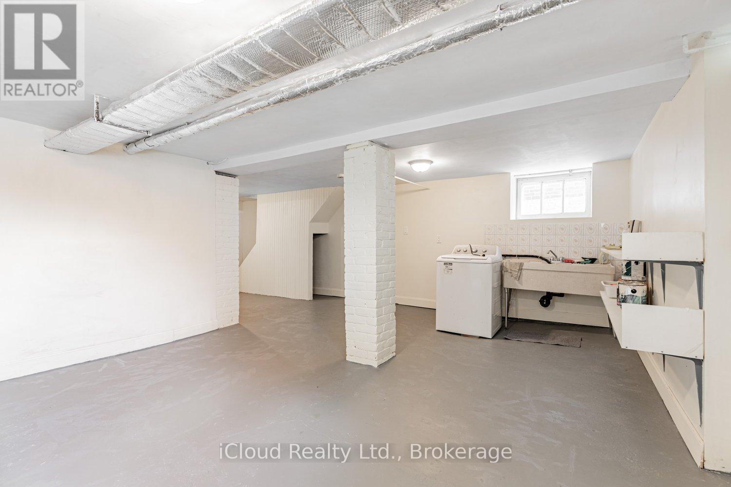 74 Glendale Avenue, Toronto, Ontario  M6R 2T1 - Photo 37 - W12739608