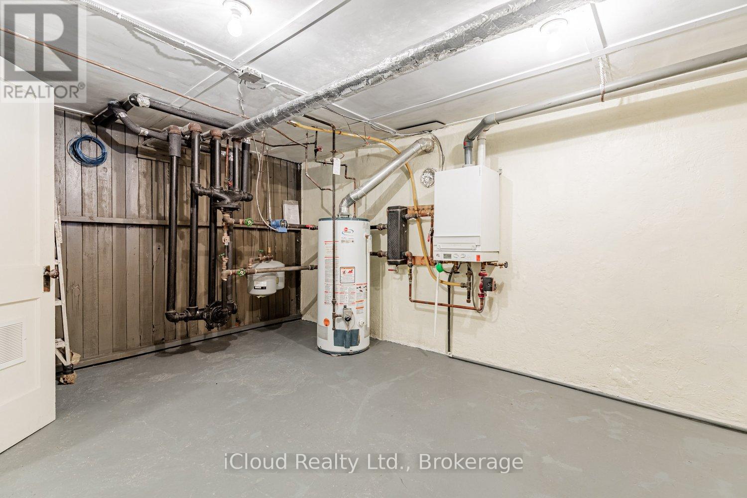 74 Glendale Avenue, Toronto, Ontario  M6R 2T1 - Photo 39 - W12739608