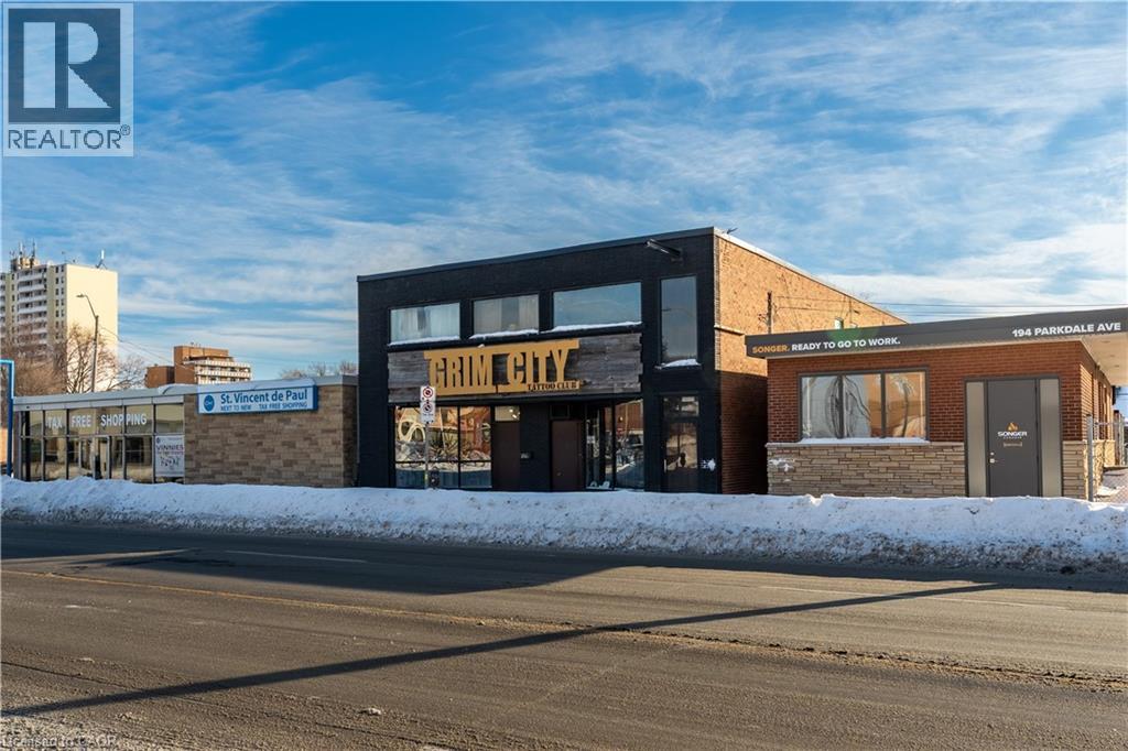 196 Parkdale Avenue, Hamilton, Ontario  L8H 5X2 - Photo 3 - 40798297