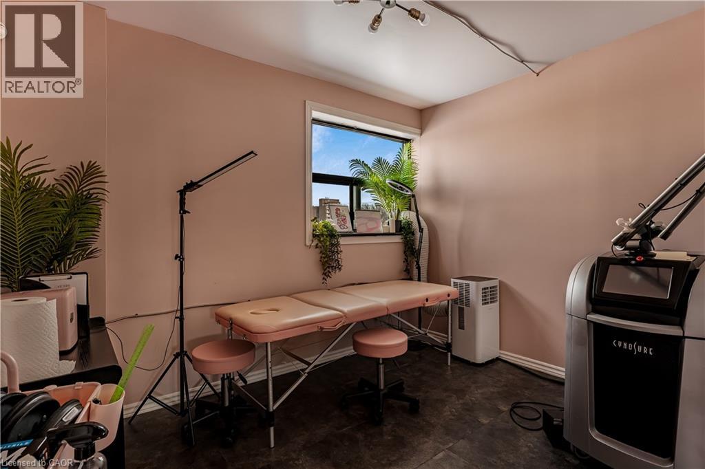 196 Parkdale Avenue, Hamilton, Ontario  L8H 5X2 - Photo 31 - 40798297