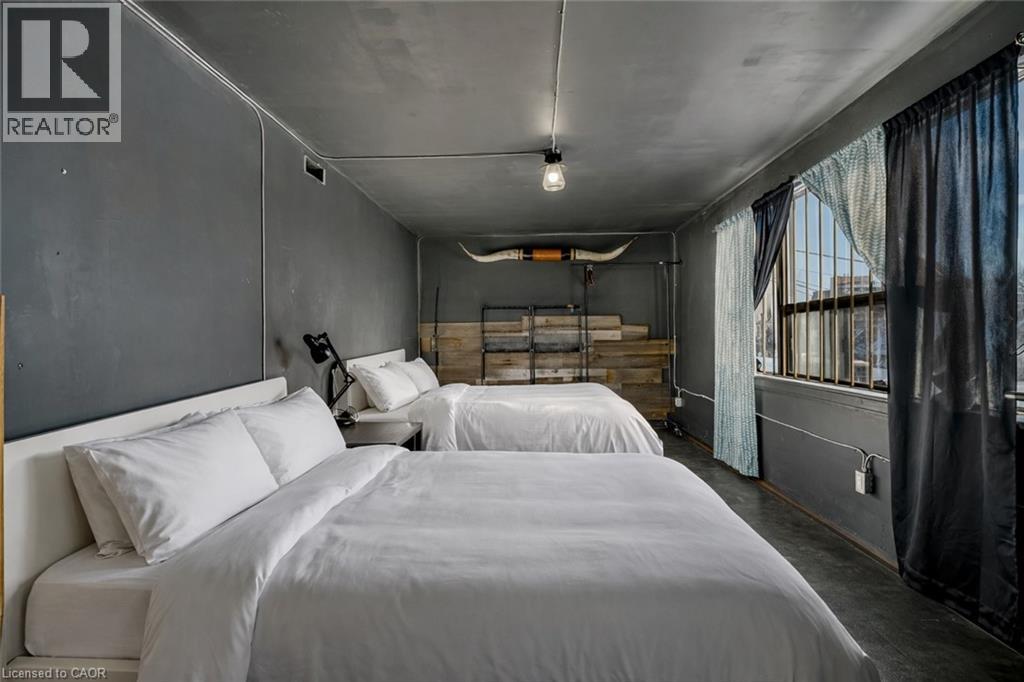 196 Parkdale Avenue, Hamilton, Ontario  L8H 5X2 - Photo 33 - 40798297