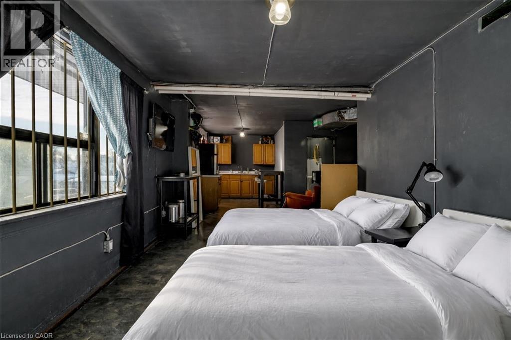 196 Parkdale Avenue, Hamilton, Ontario  L8H 5X2 - Photo 34 - 40798297