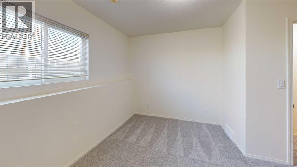 4, 236 St. James Boulevard N, Lethbridge, Alberta  T1H 6R3 - Photo 9 - A2282446