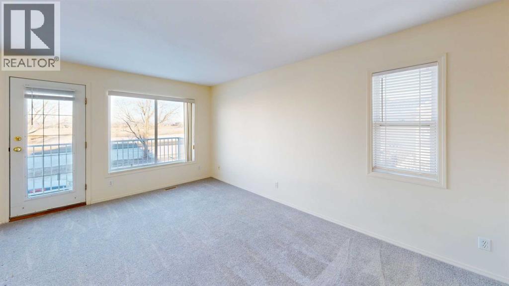 4, 236 St. James Boulevard N, Lethbridge, Alberta  T1H 6R3 - Photo 4 - A2282446