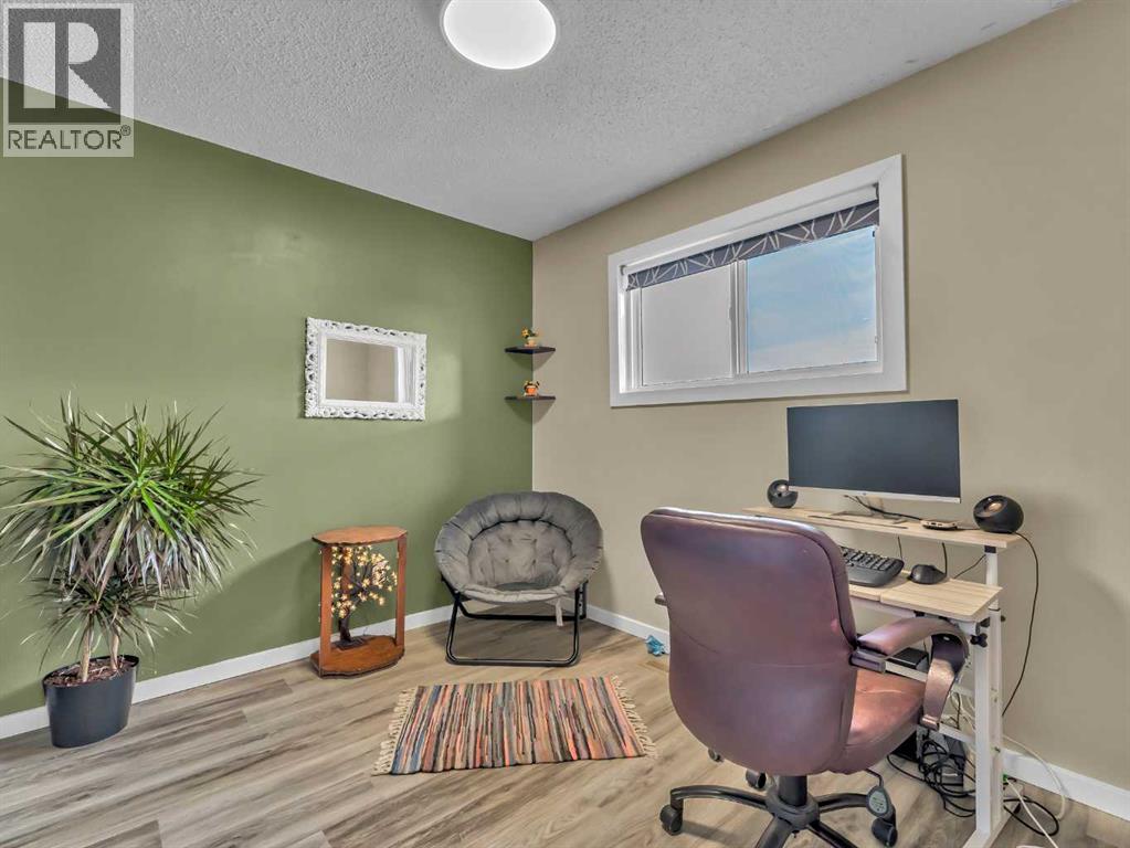 922 5 Street Se, Redcliff, Alberta  T0J 2P0 - Photo 19 - A2279026