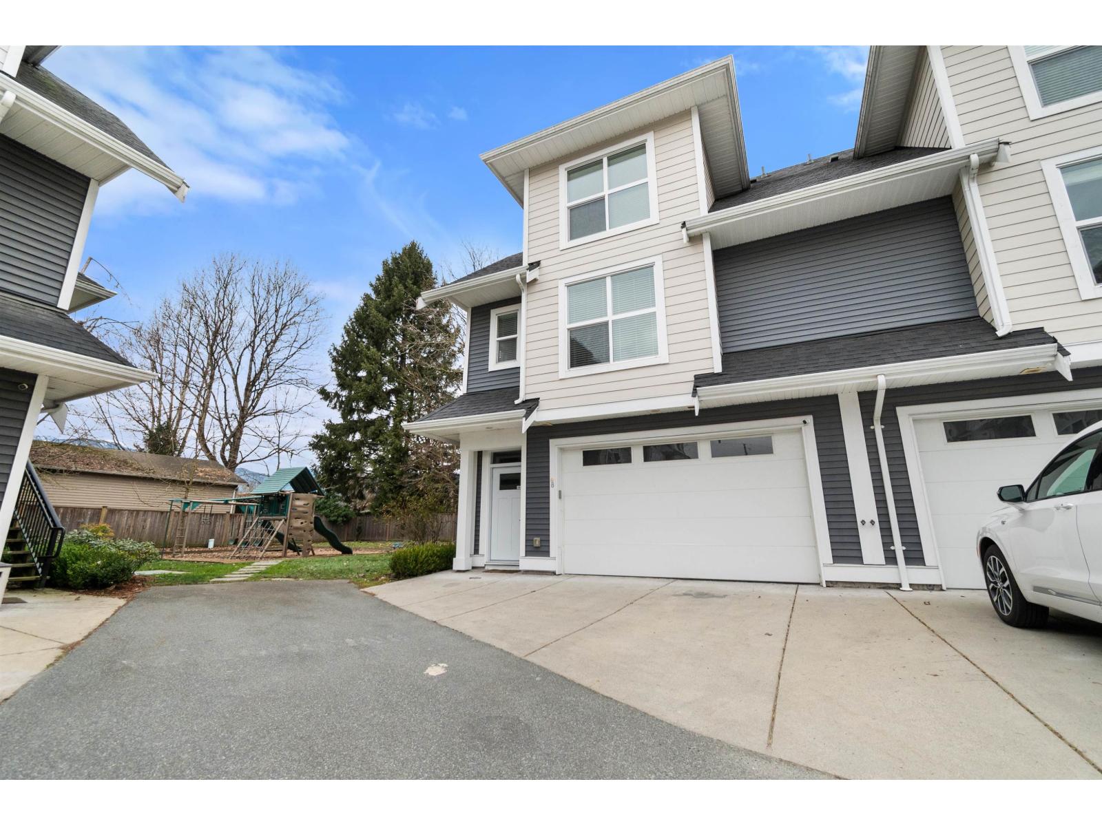 8 45395 Spadina Avenue, Chilliwack Proper West, Chilliwack, British Columbia  V2P 1V3 - Photo 1 - R3083632