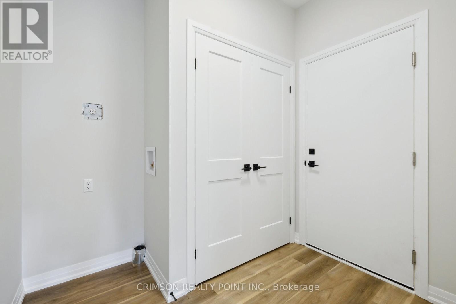 1 - 300 Richmond Street, Thorold, Ontario  L2V 5B9 - Photo 6 - X12739568