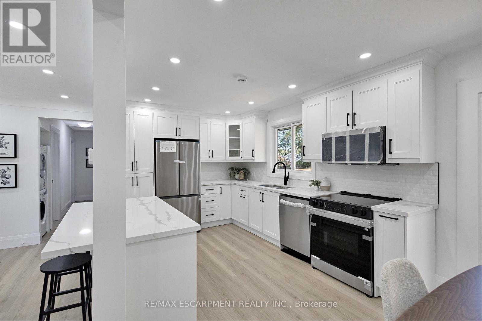 7 Swan Drive, St. Catharines, Ontario  L2T 2C2 - Photo 12 - X12739570