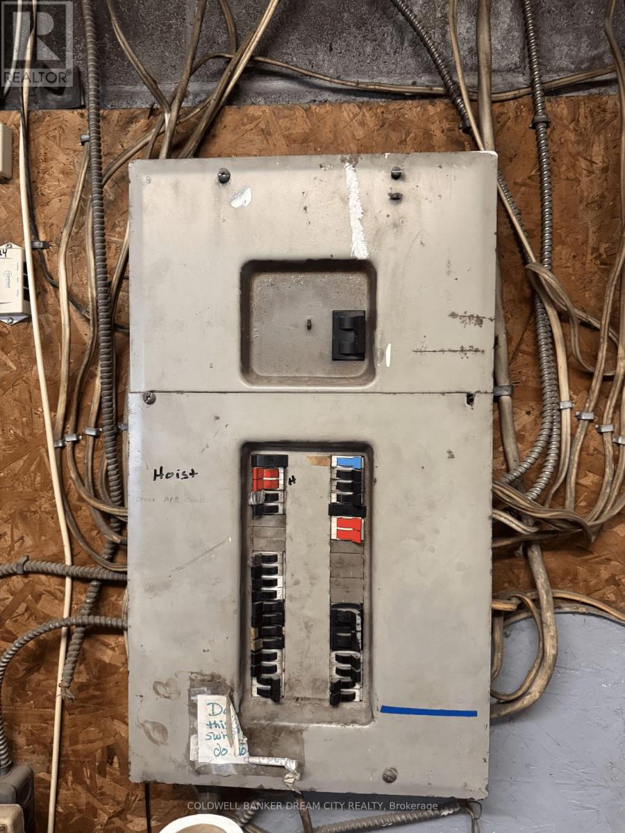 165 King Street W, Port Colborne, Ontario  L3K 4G5 - Photo 16 - X12739612