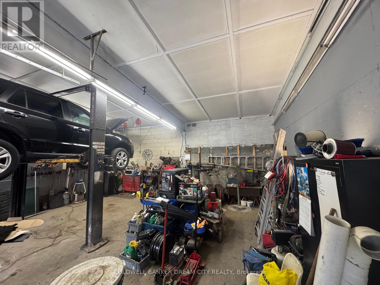 165 King Street W, Port Colborne, Ontario  L3K 4G5 - Photo 9 - X12739612