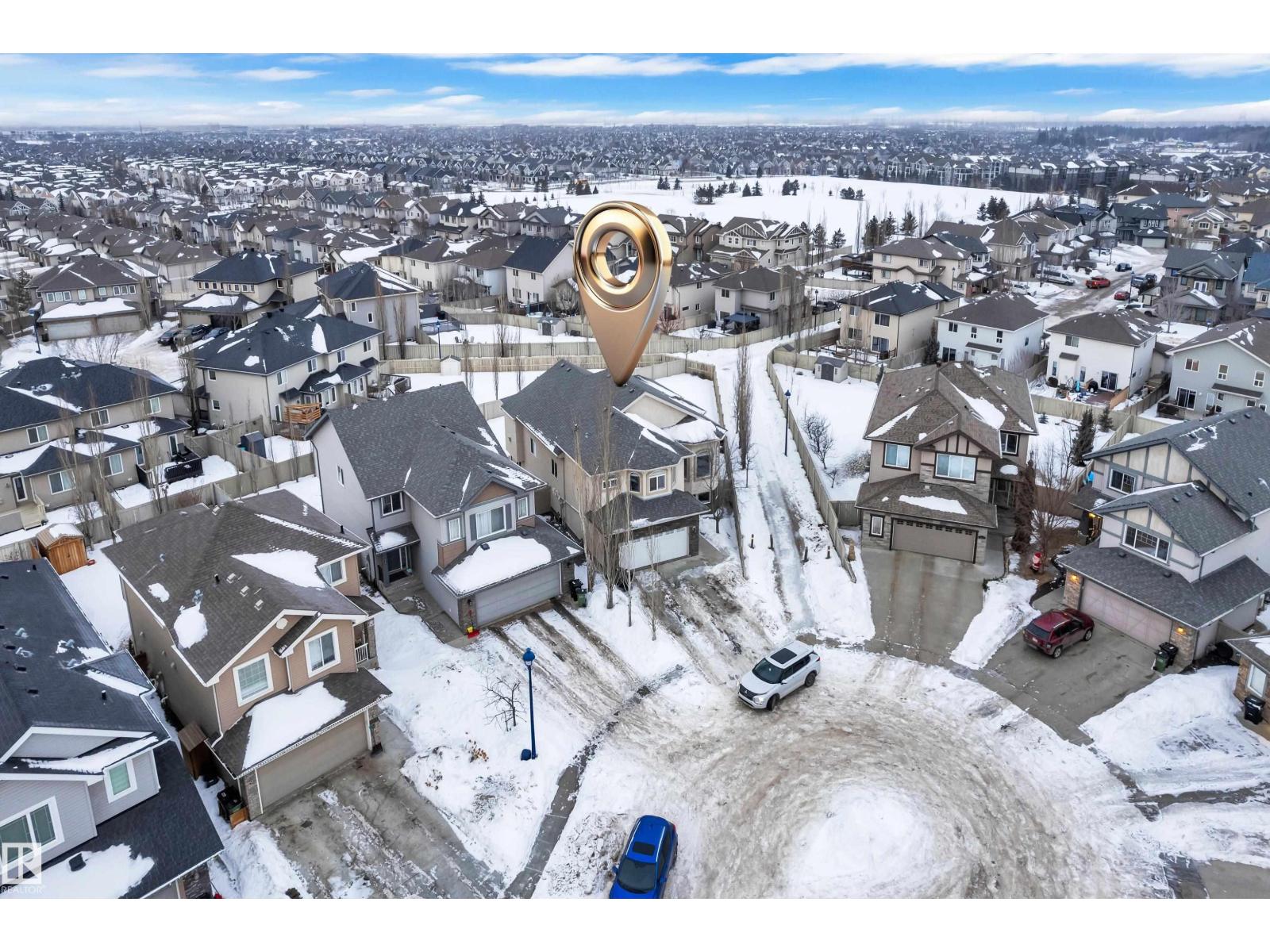 2012 69 ST SW, Edmonton, Alberta