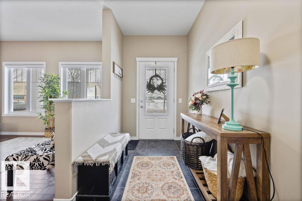 7931 22 Av Sw, Edmonton, Alberta  T6X 0Z1 - Photo 5 - E4471467