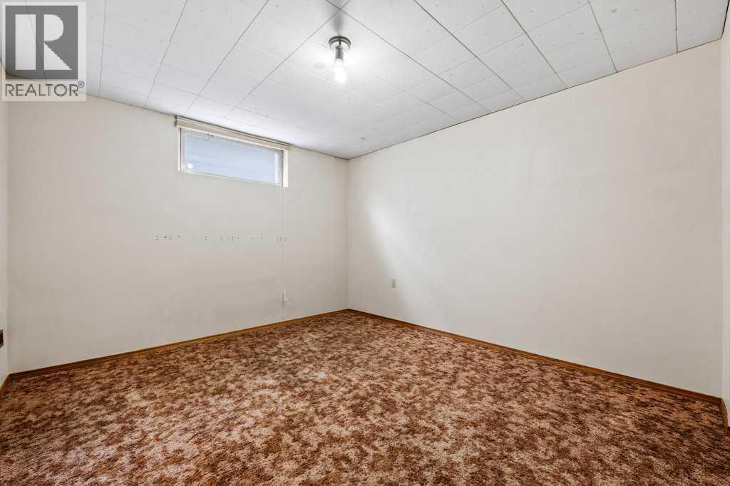 2719 Chalice Road Nw, Calgary, Alberta  T2L 1C7 - Photo 29 - A2280301