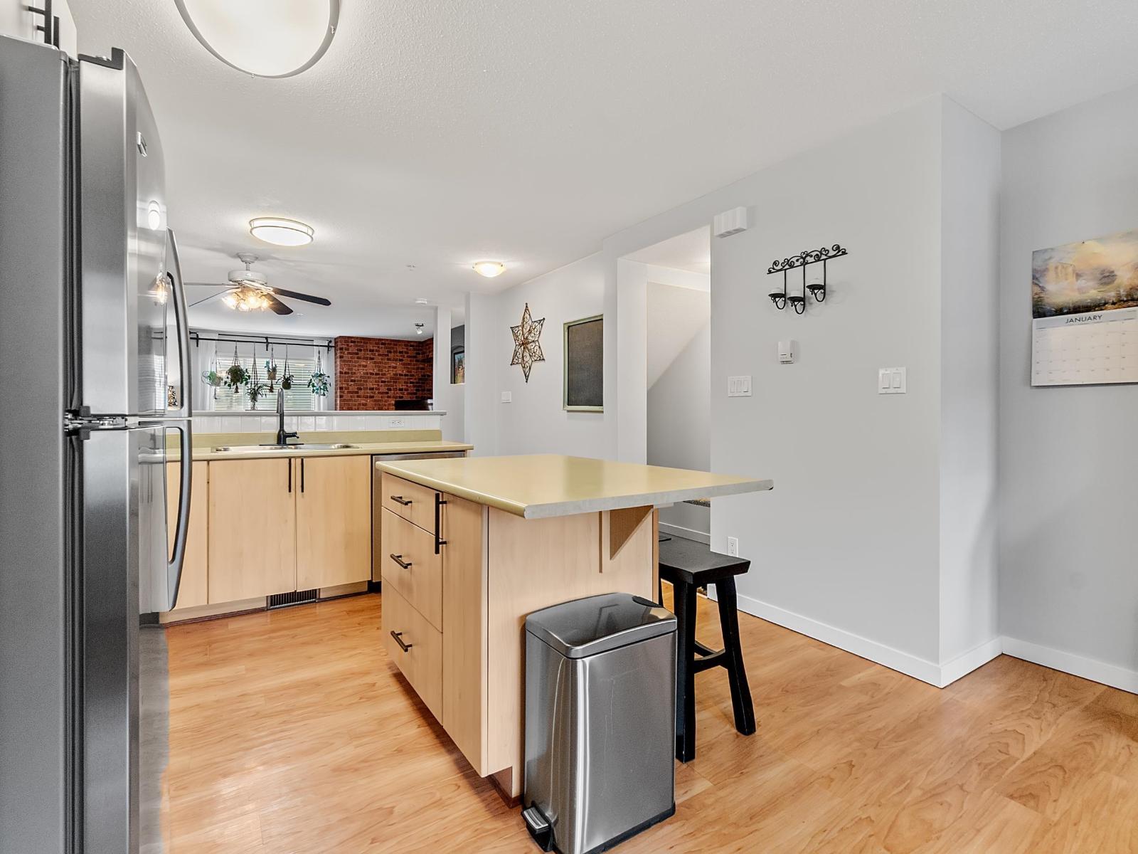 10 6651 203 Street, Langley, British Columbia V2Y 2Z2 - Photo 5 - R3084287