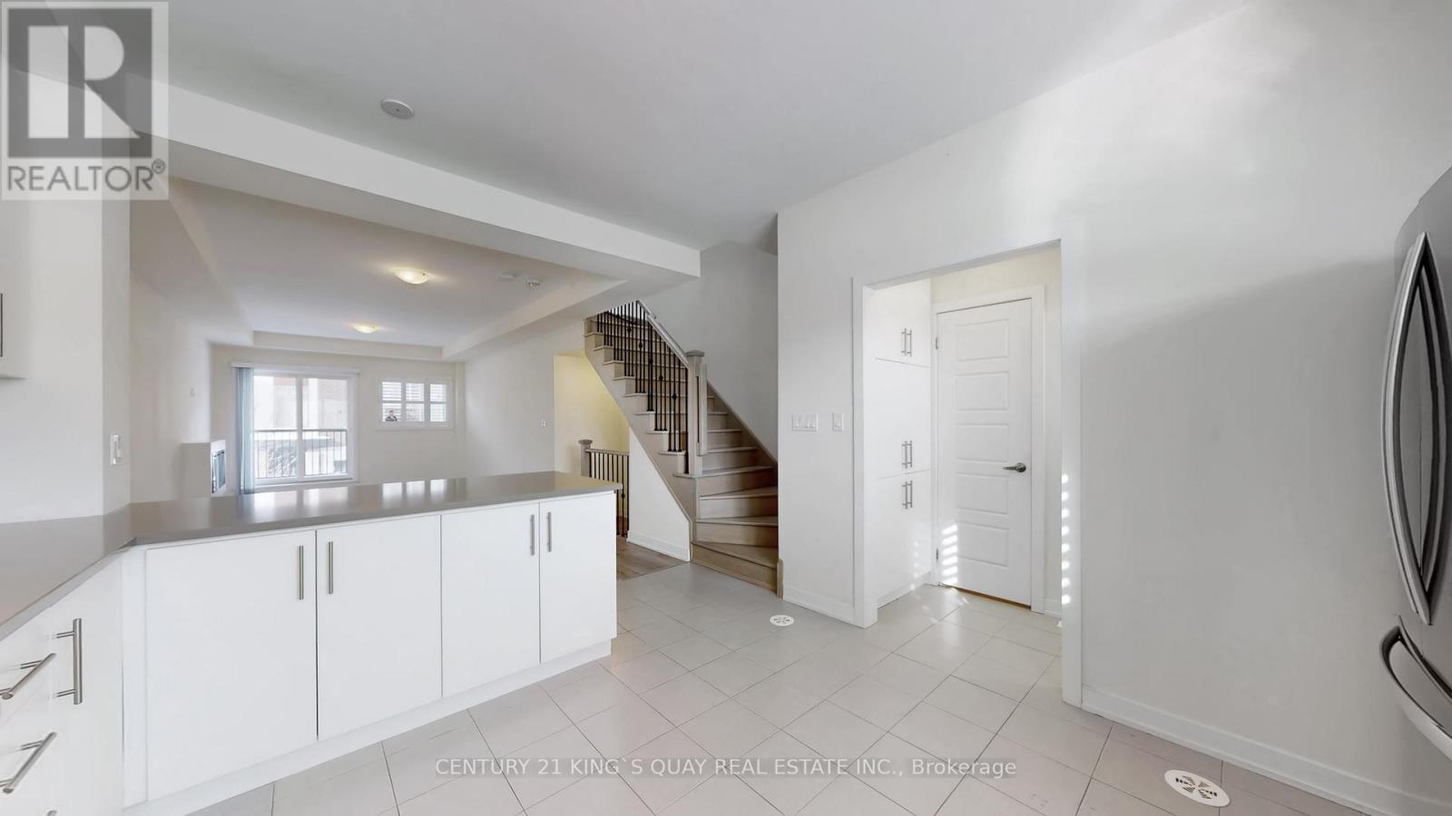 210 - 250 Finch Avenue, Pickering, Ontario  L1V 0G6 - Photo 11 - E12718856