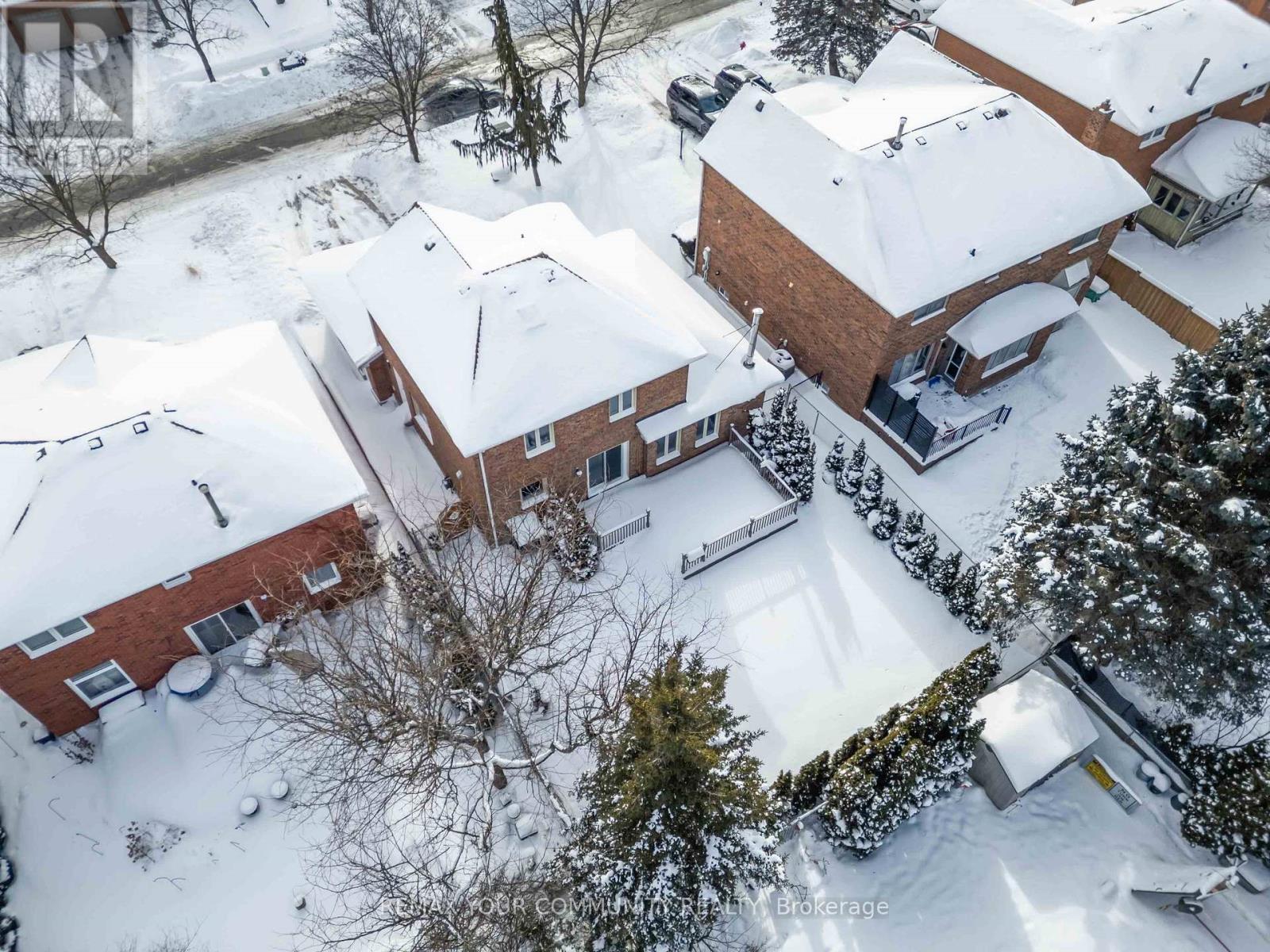 140 Heathwood Heights Drive, Aurora, Ontario  L4G 4W2 - Photo 49 - N12737572