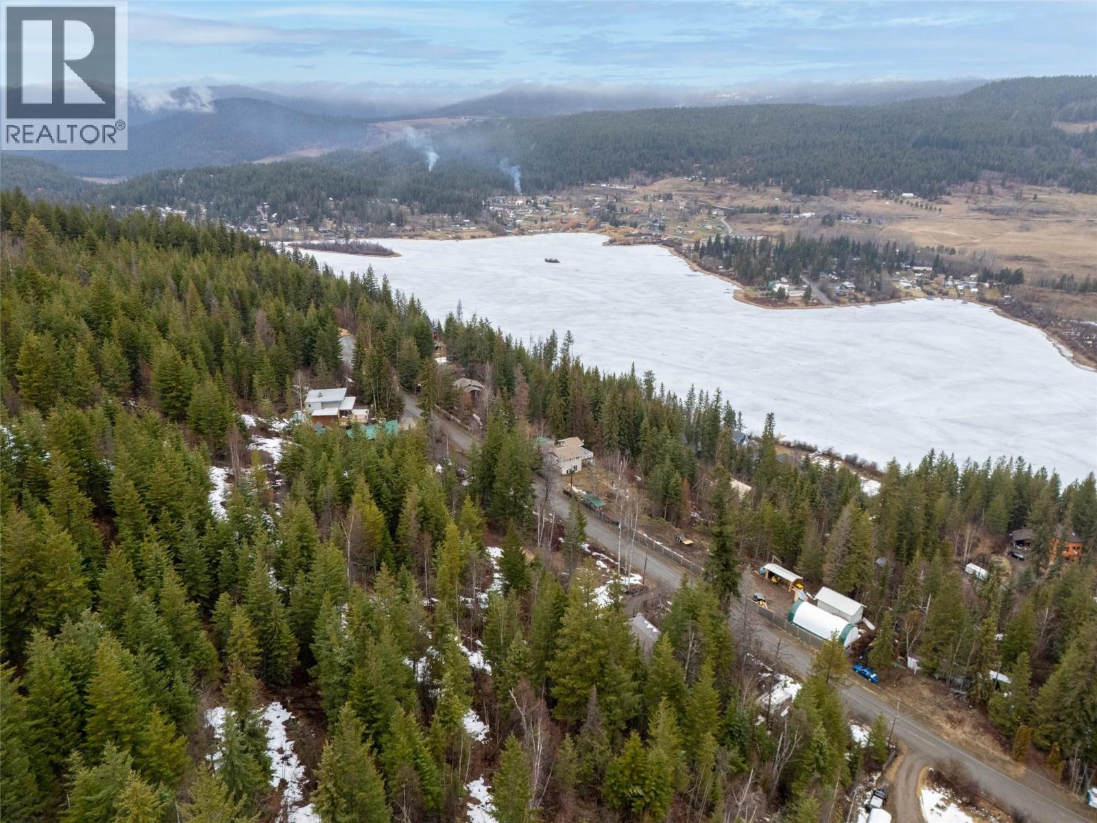 2243 McTavish Road Kamloops Photo 2