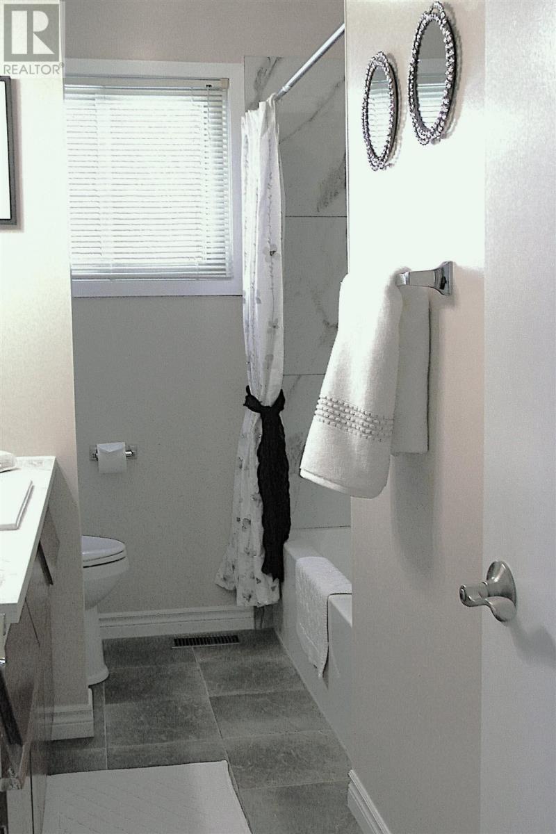 347 Langdon Rd, Sault Ste. Marie, Ontario  P6C 2Y4 - Photo 10 - SM260163