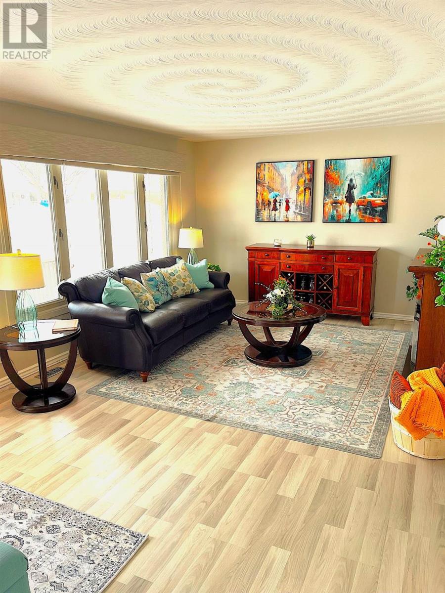 347 Langdon Rd, Sault Ste. Marie, Ontario  P6C 2Y4 - Photo 9 - SM260163