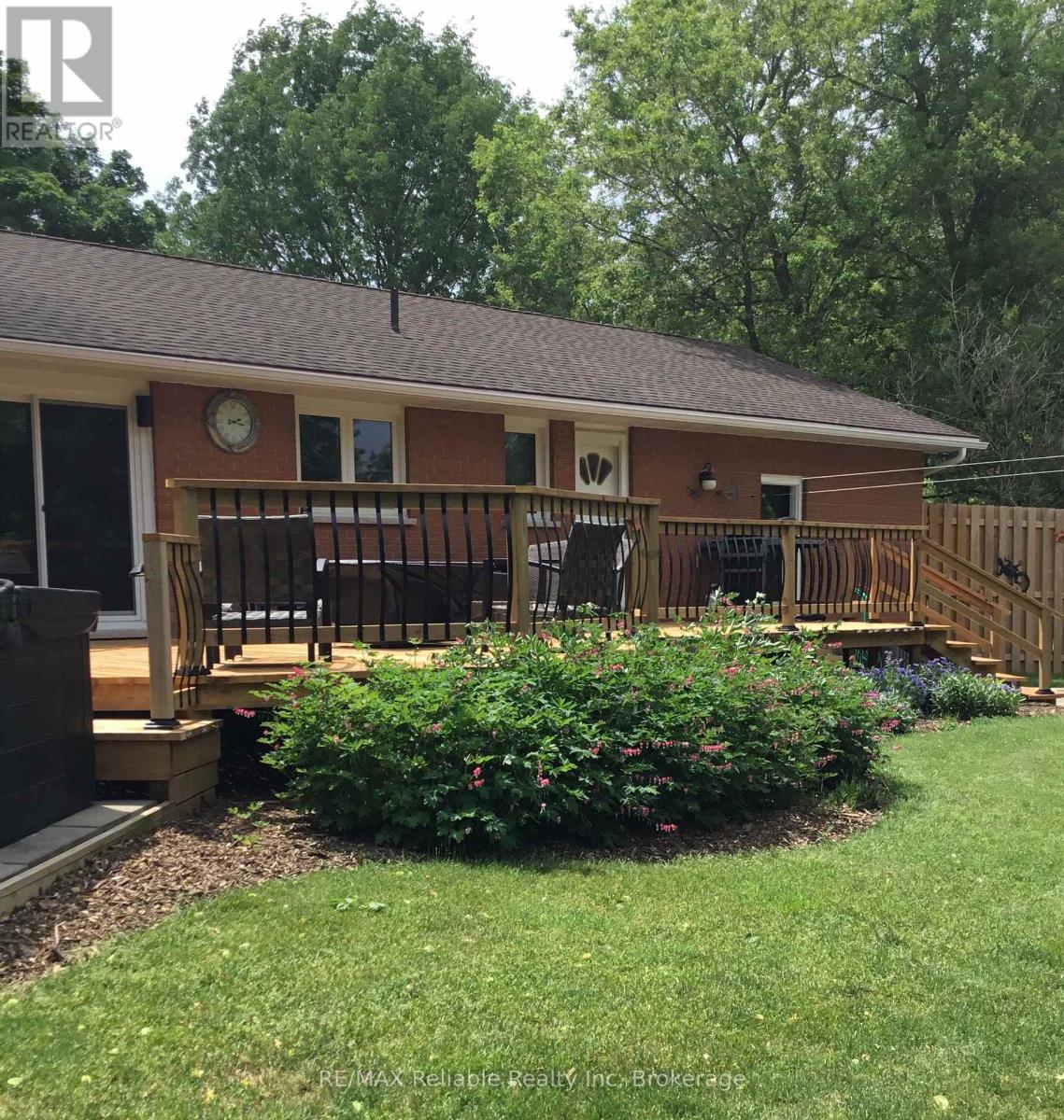 244 Elizabeth Street, Central Huron, Ontario  N0M 2H0 - Photo 14 - X12739700