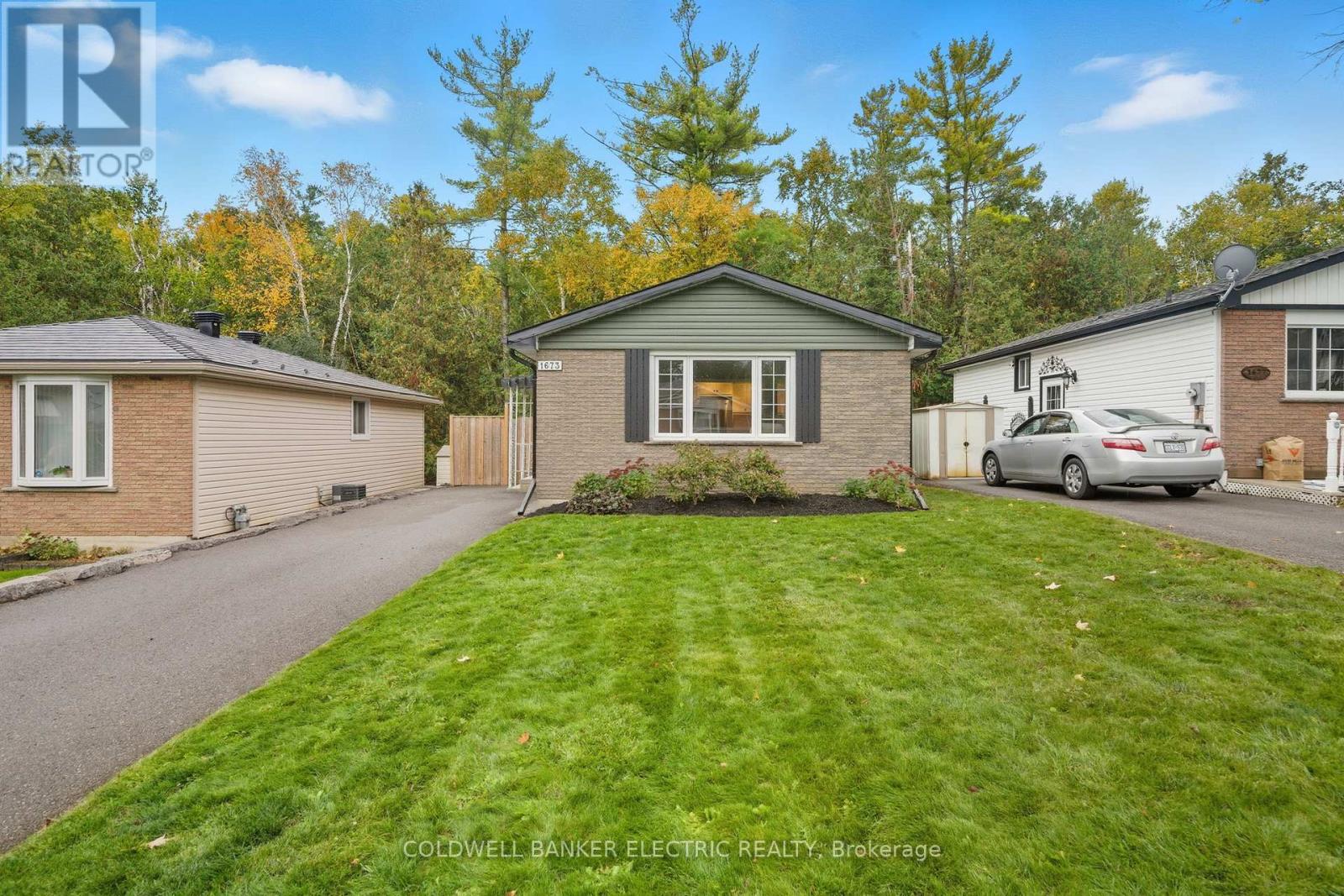 1673 Redwood Drive, Peterborough (Monaghan Ward 2), Ontario  K9K 1M2 - Photo 1 - X12739686