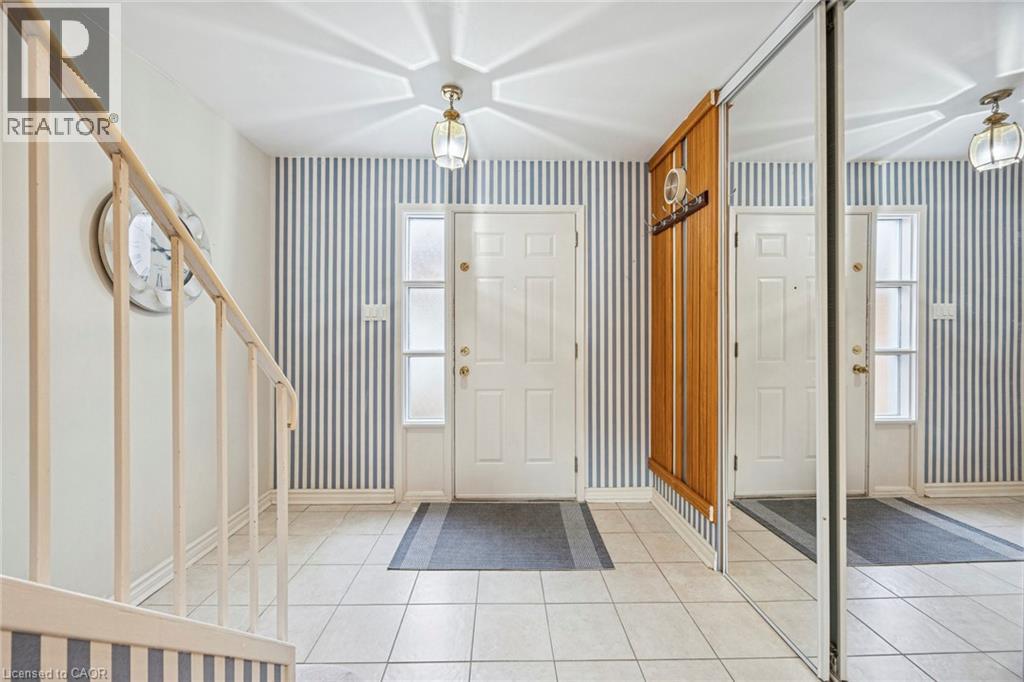 28 Reith Way, Thornhill, Ontario  L3T 5C7 - Photo 7 - 40787142