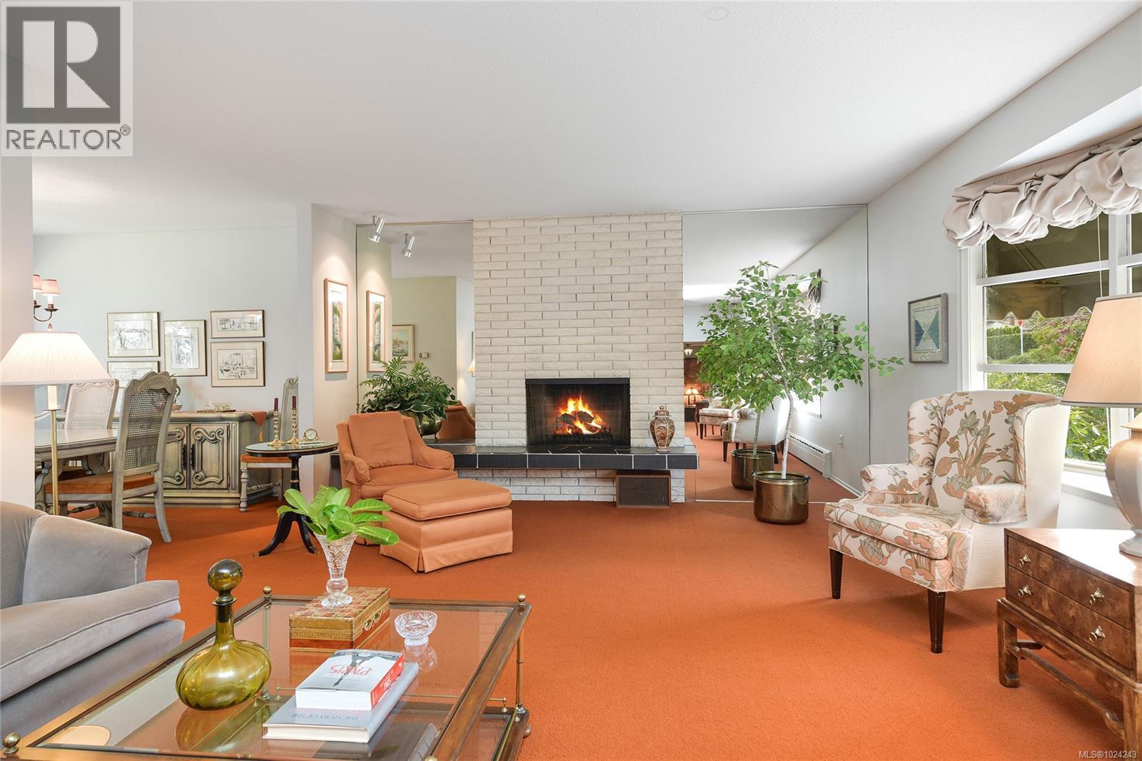 4911 Sea Ridge Dr, Saanich, British Columbia  V8Y 2B5 - Photo 11 - 1024243