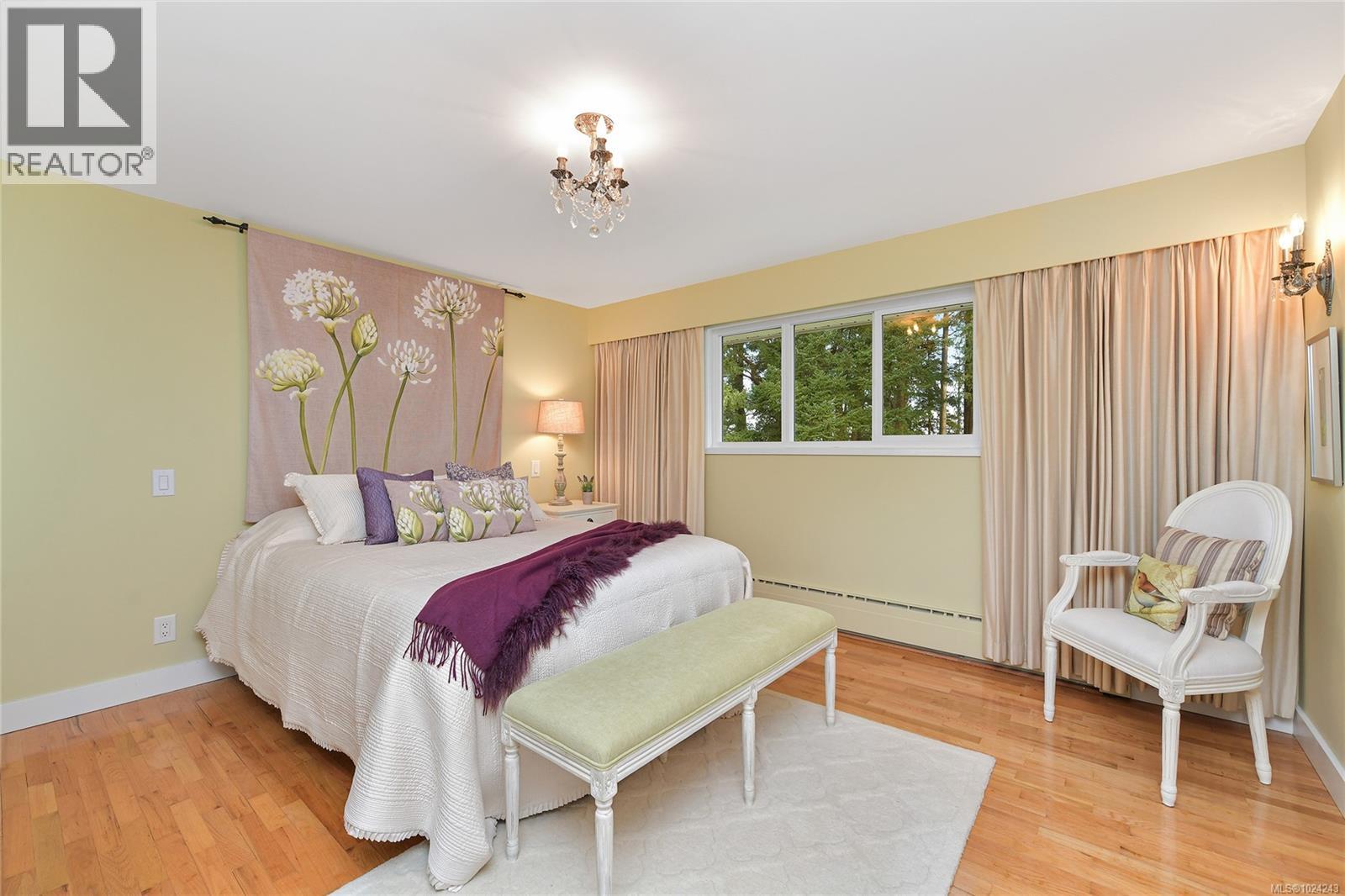 4911 Sea Ridge Dr, Saanich, British Columbia  V8Y 2B5 - Photo 38 - 1024243