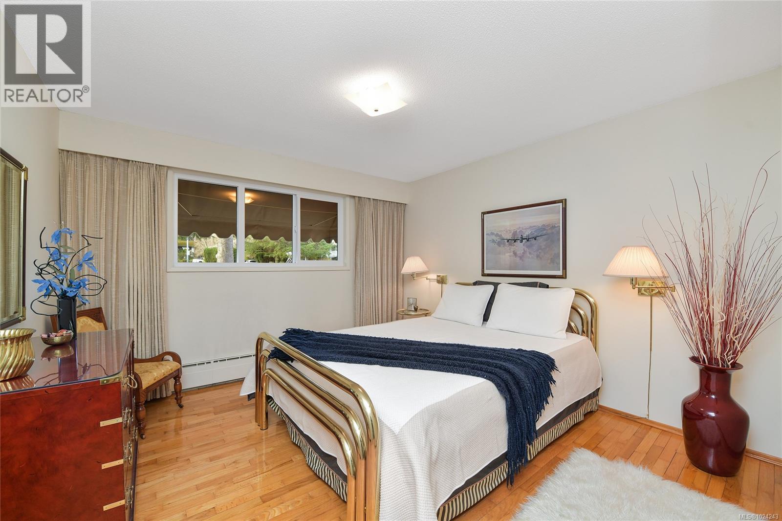 4911 Sea Ridge Dr, Saanich, British Columbia  V8Y 2B5 - Photo 45 - 1024243