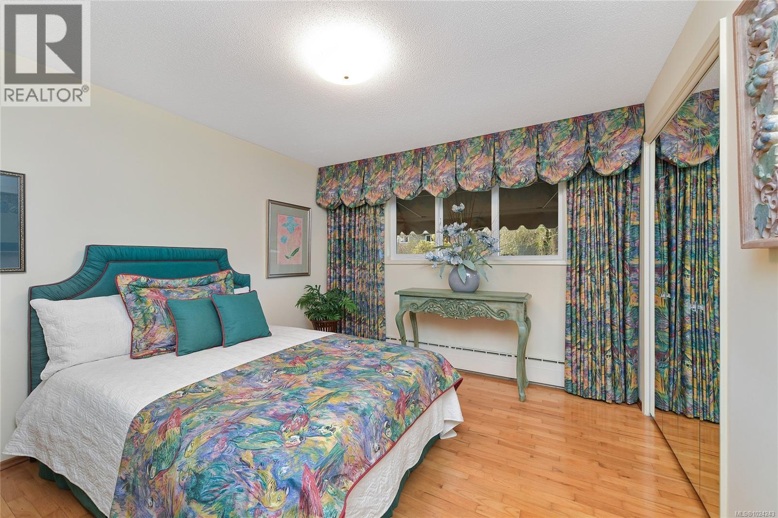 4911 Sea Ridge Dr, Saanich, British Columbia  V8Y 2B5 - Photo 44 - 1024243