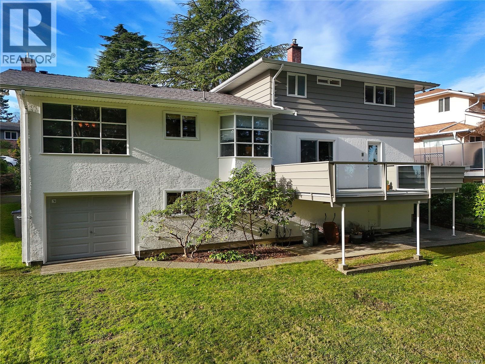 4911 Sea Ridge Dr, Saanich, British Columbia  V8Y 2B5 - Photo 61 - 1024243