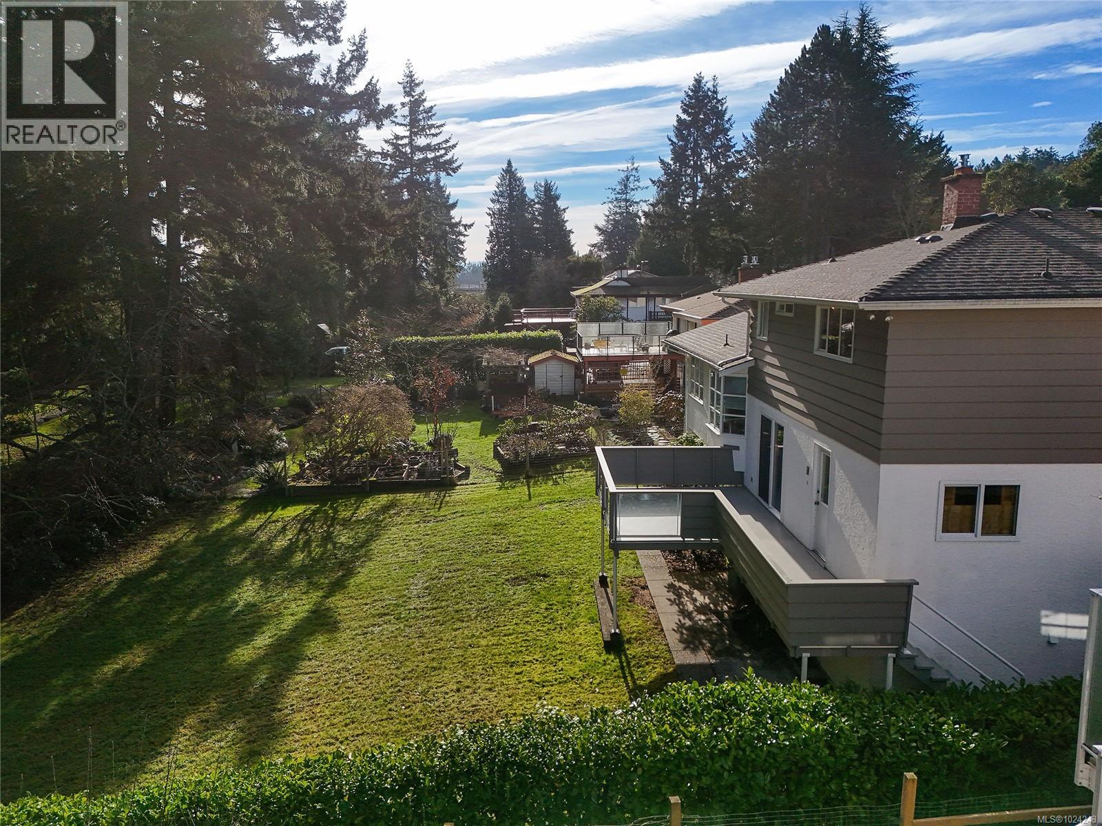 4911 Sea Ridge Dr, Saanich, British Columbia  V8Y 2B5 - Photo 73 - 1024243