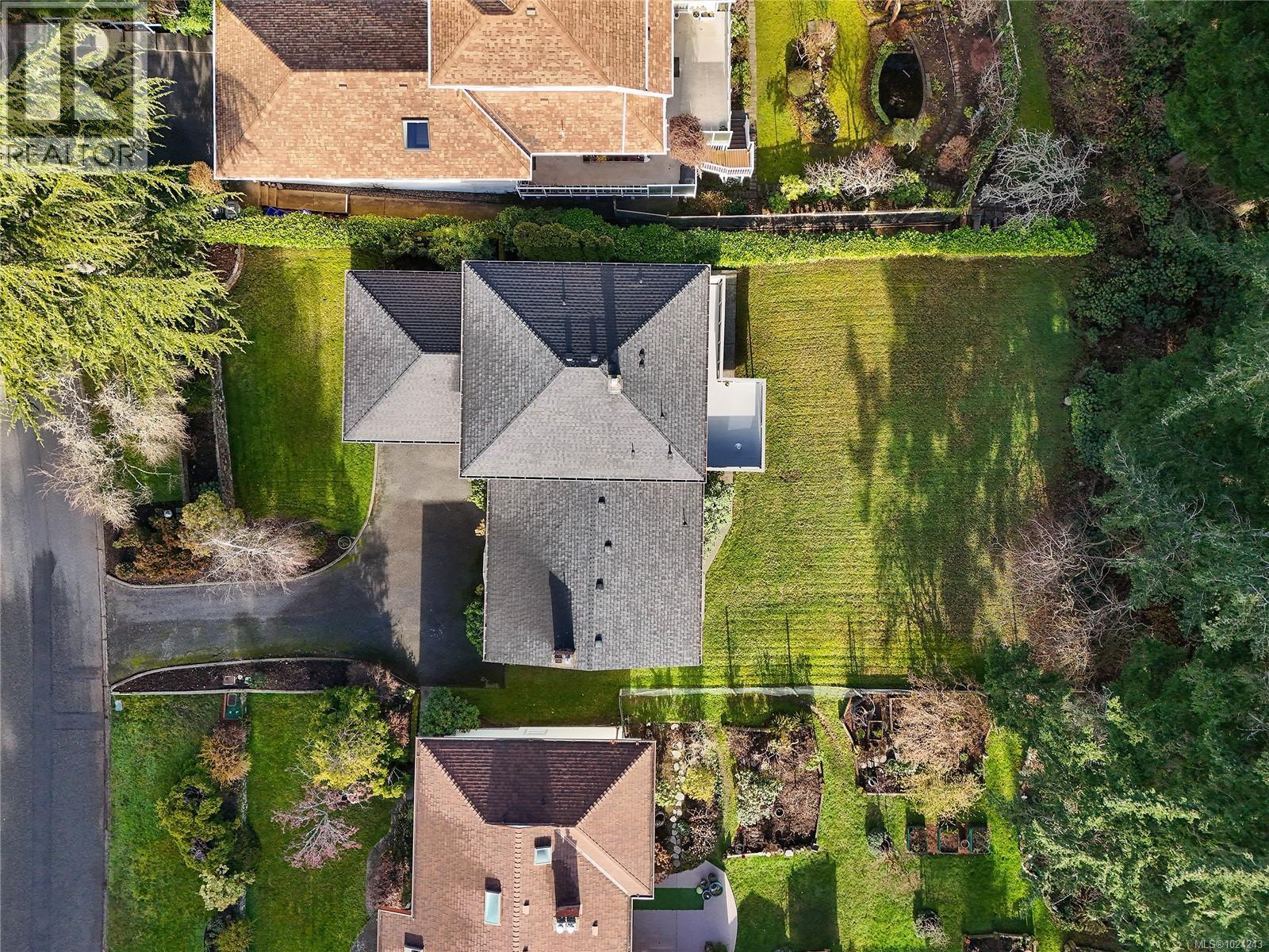 4911 Sea Ridge Dr, Saanich, British Columbia  V8Y 2B5 - Photo 63 - 1024243