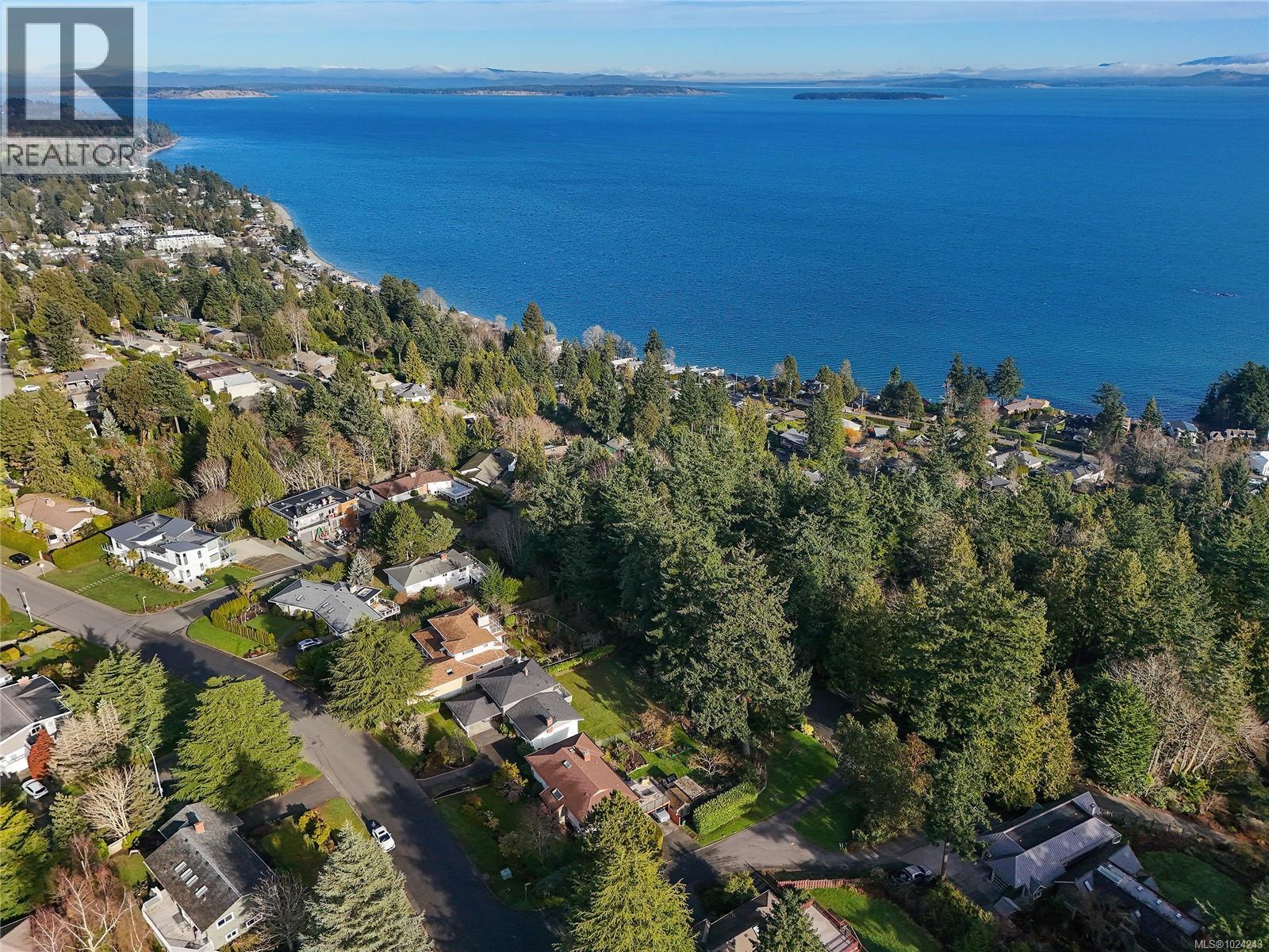 4911 Sea Ridge Dr, Saanich, British Columbia  V8Y 2B5 - Photo 64 - 1024243