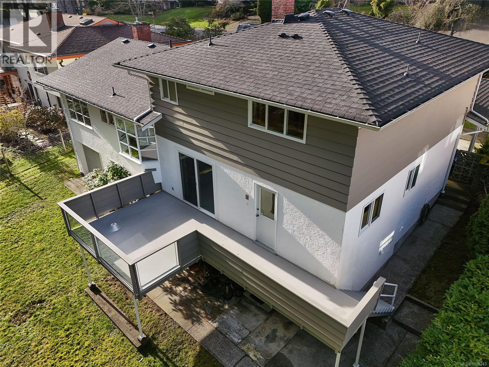 4911 Sea Ridge Dr, Saanich, British Columbia  V8Y 2B5 - Photo 72 - 1024243