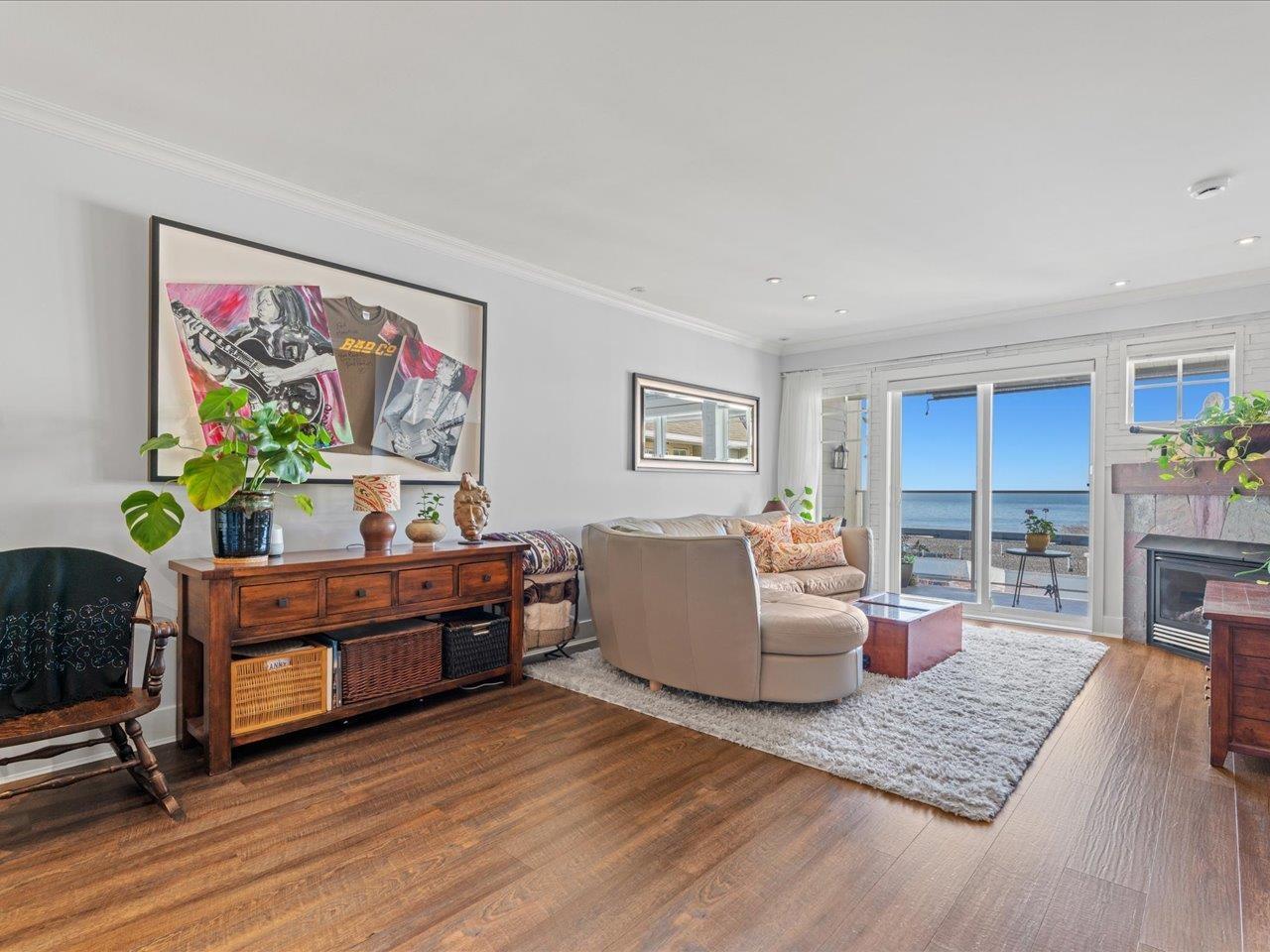 406 15621 Marine Drive, White Rock, British Columbia  V4B 1E1 - Photo 2 - R3083428