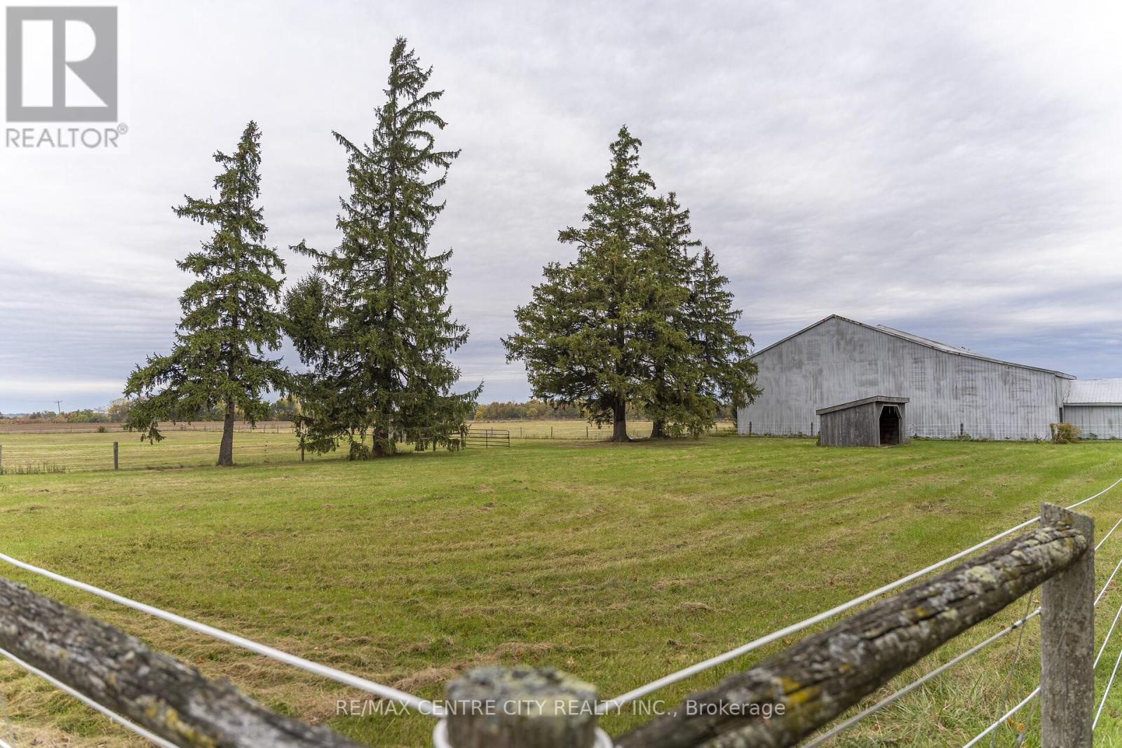 413 Ellis Avenue, Brant, Ontario  N3R 0B8 - Photo 16 - X12739666