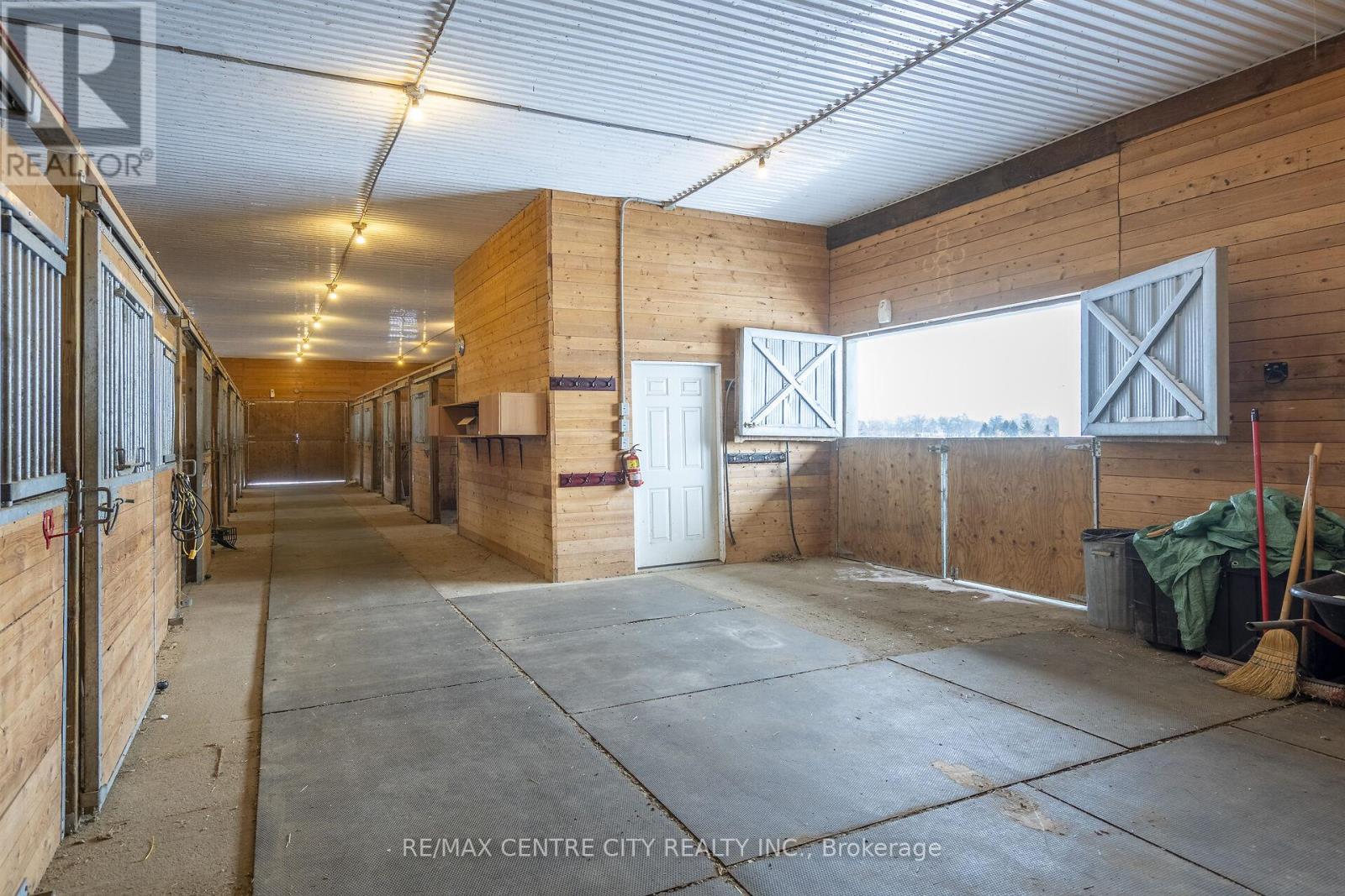 413 Ellis Avenue, Brant, Ontario  N3R 0B8 - Photo 19 - X12739668